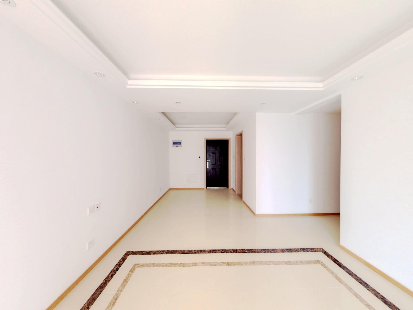 云樾东方 3室2厅1卫 95m&sup2;