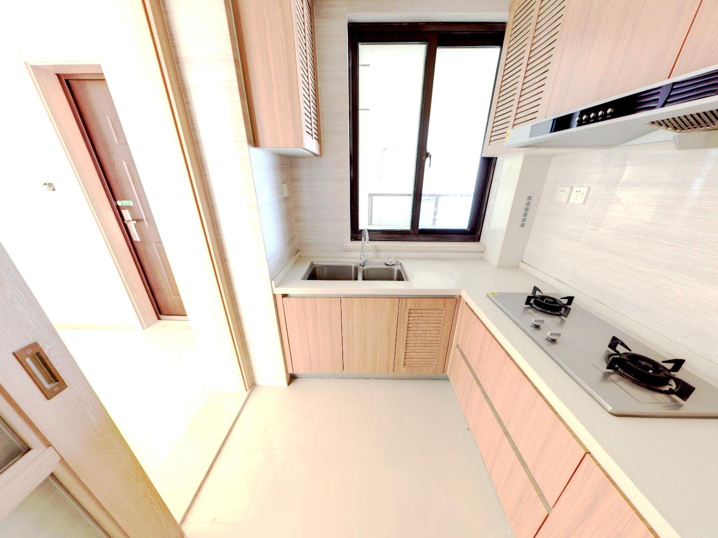 云樾东方 3室2厅1卫 95m&sup2;