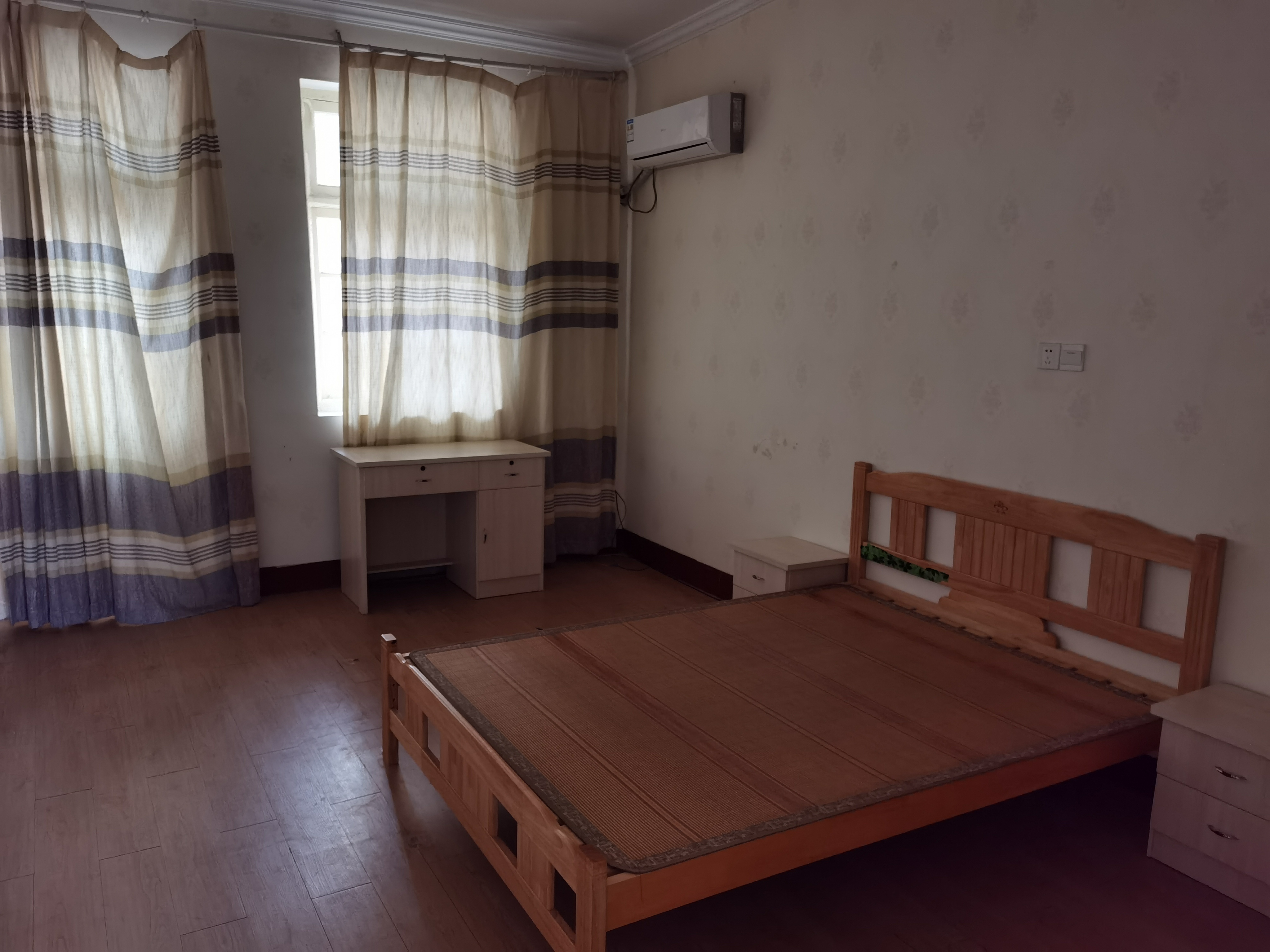 青年路新村 1室0厅0卫 46.50m&sup2;