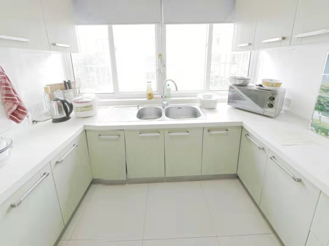 天馨花苑 3室2厅1卫 107m&sup2;