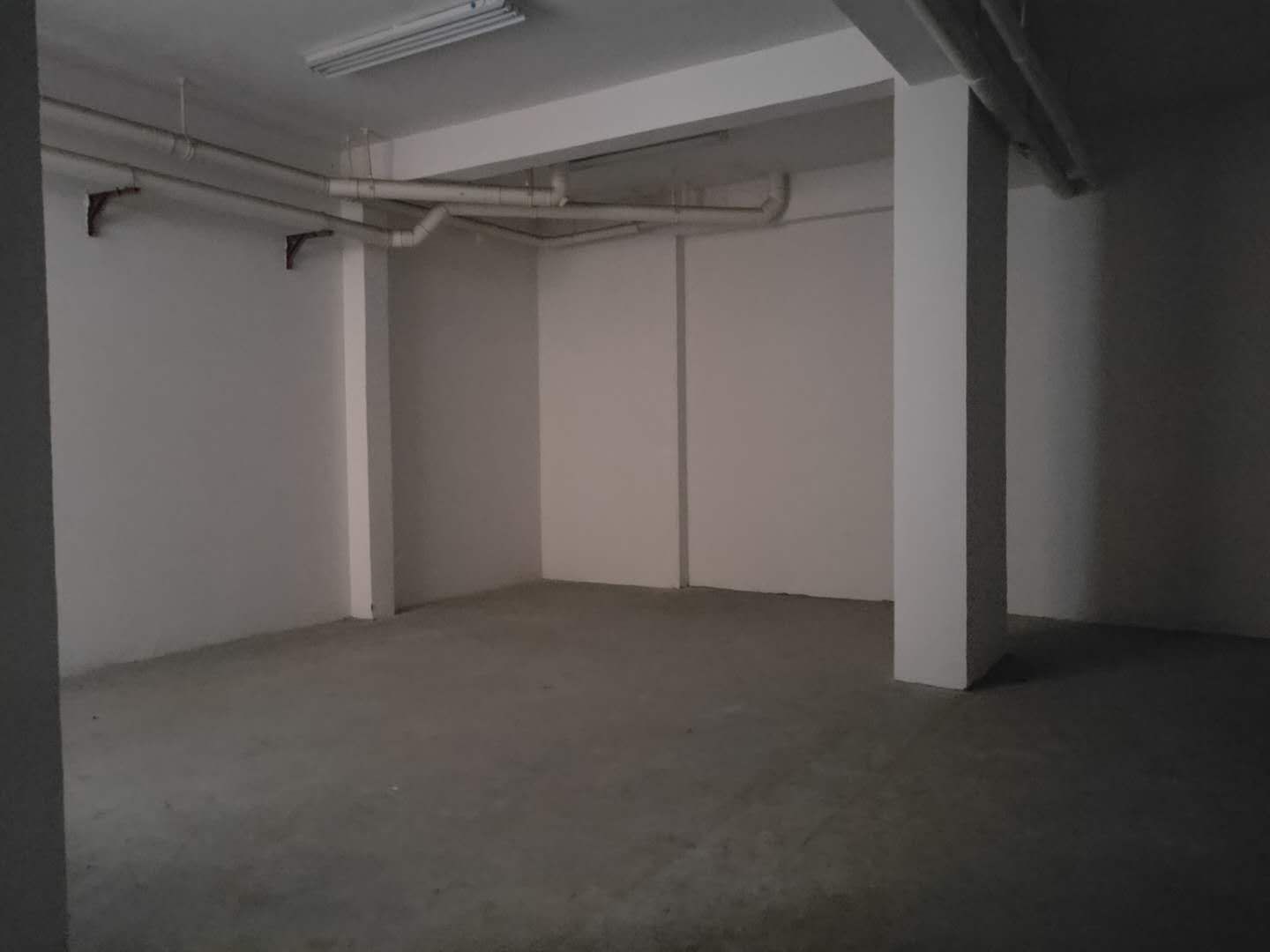 军山花园 3室2厅2卫 138.75m&sup2;