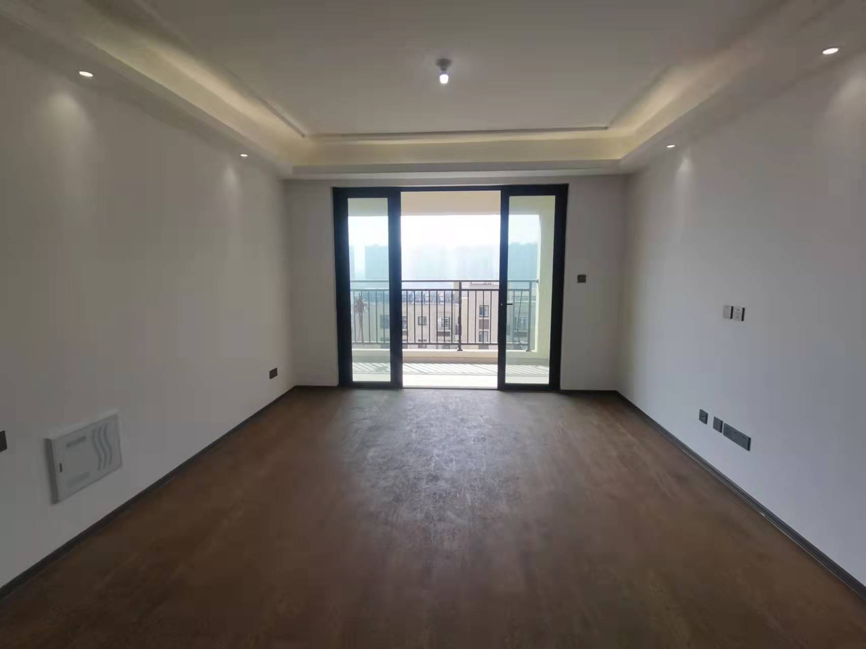 春风南岸东园 4室2厅2卫 136m&sup2;