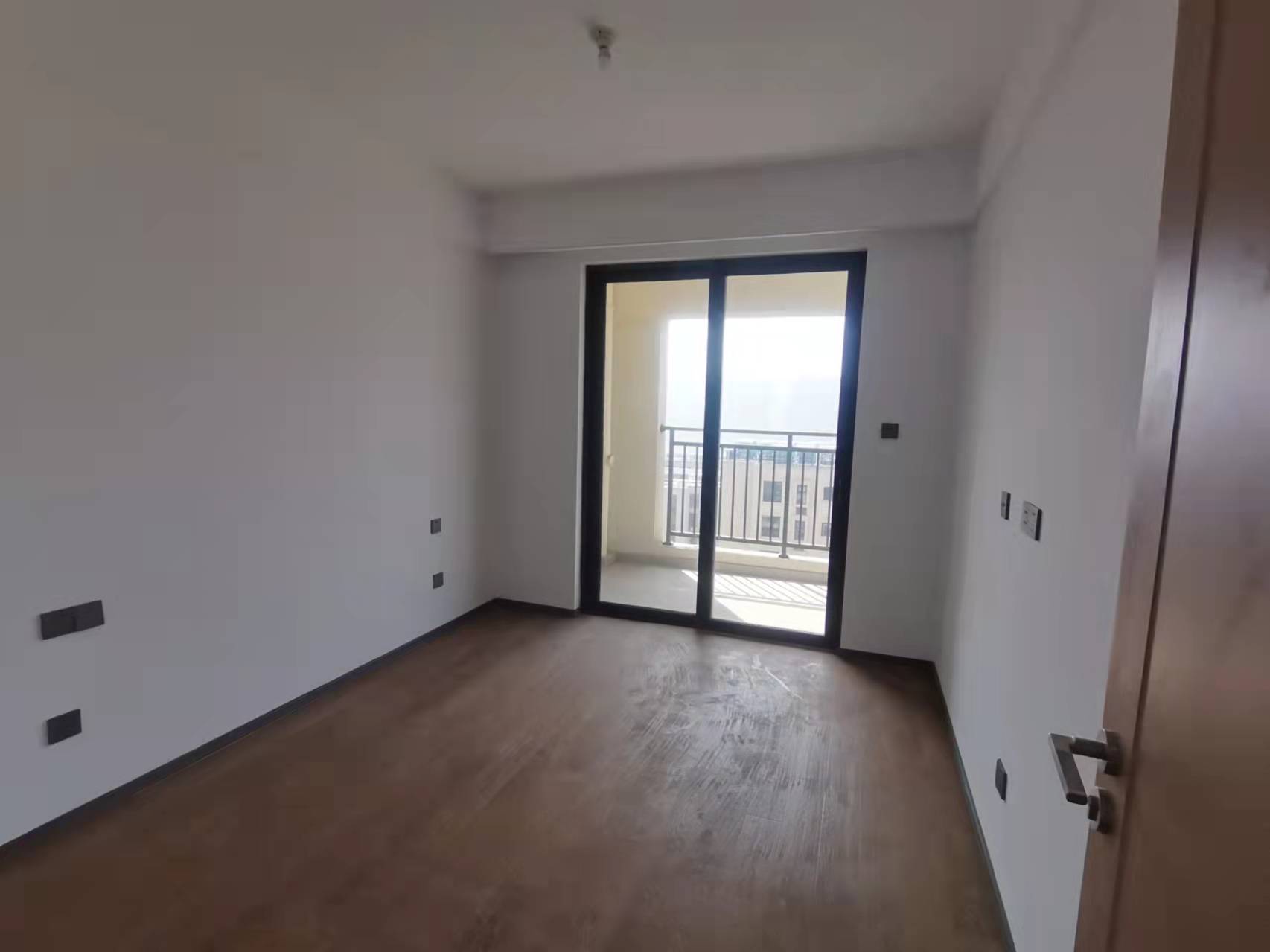 春风南岸东园 4室2厅2卫 136m&sup2;