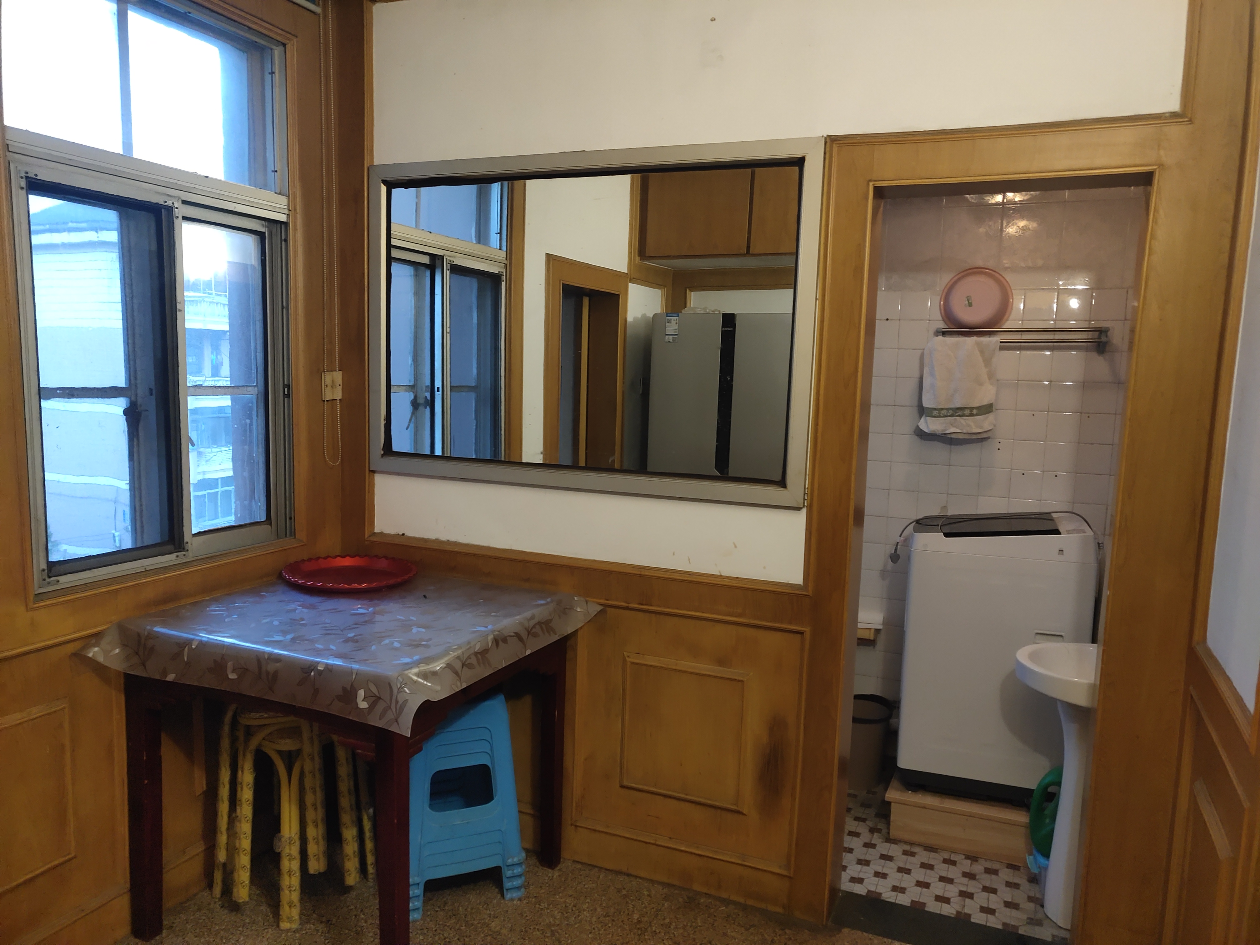 新华三村 2室1厅1卫 62m&sup2;