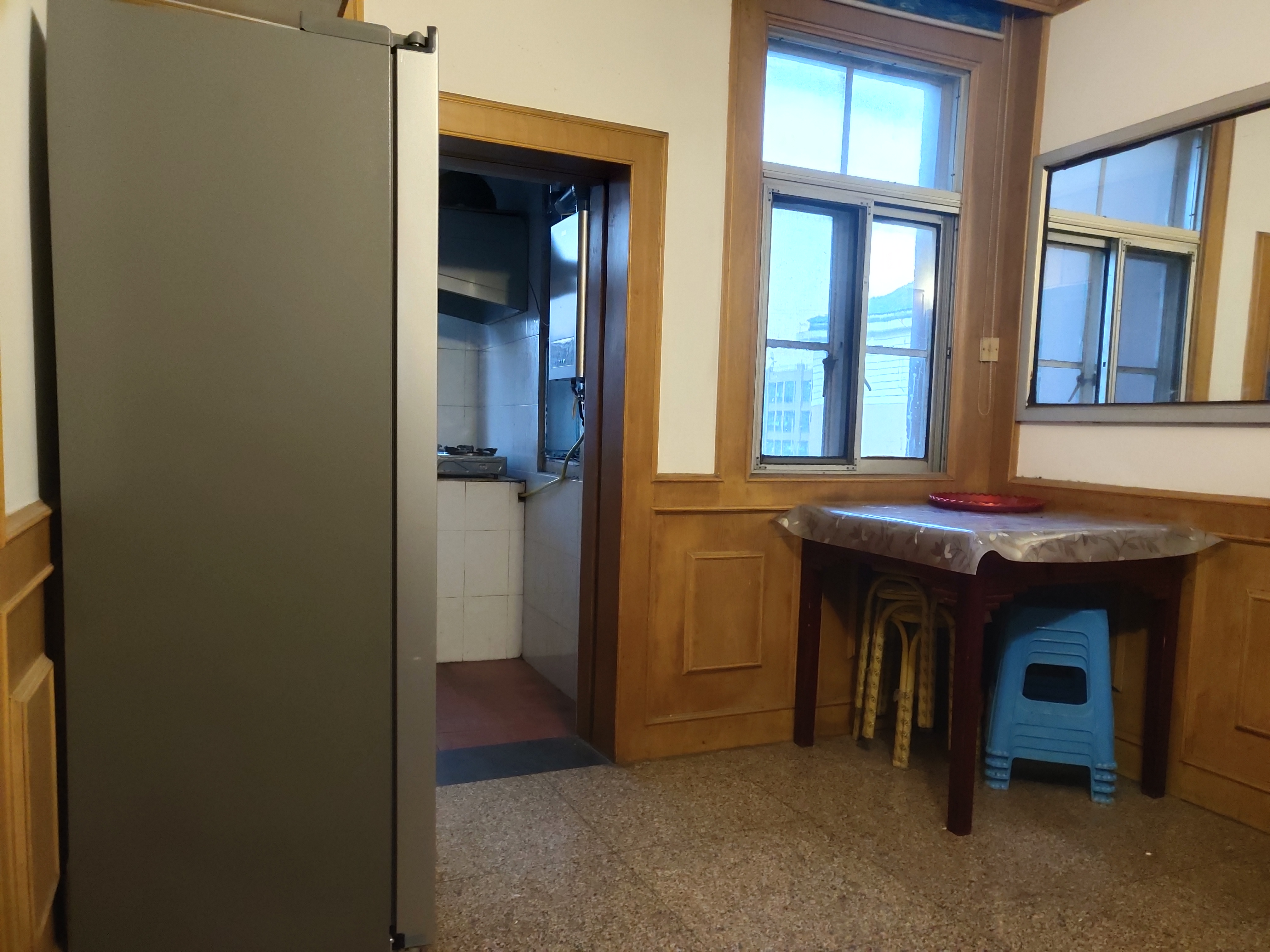 新华三村 2室1厅1卫 62m&sup2;