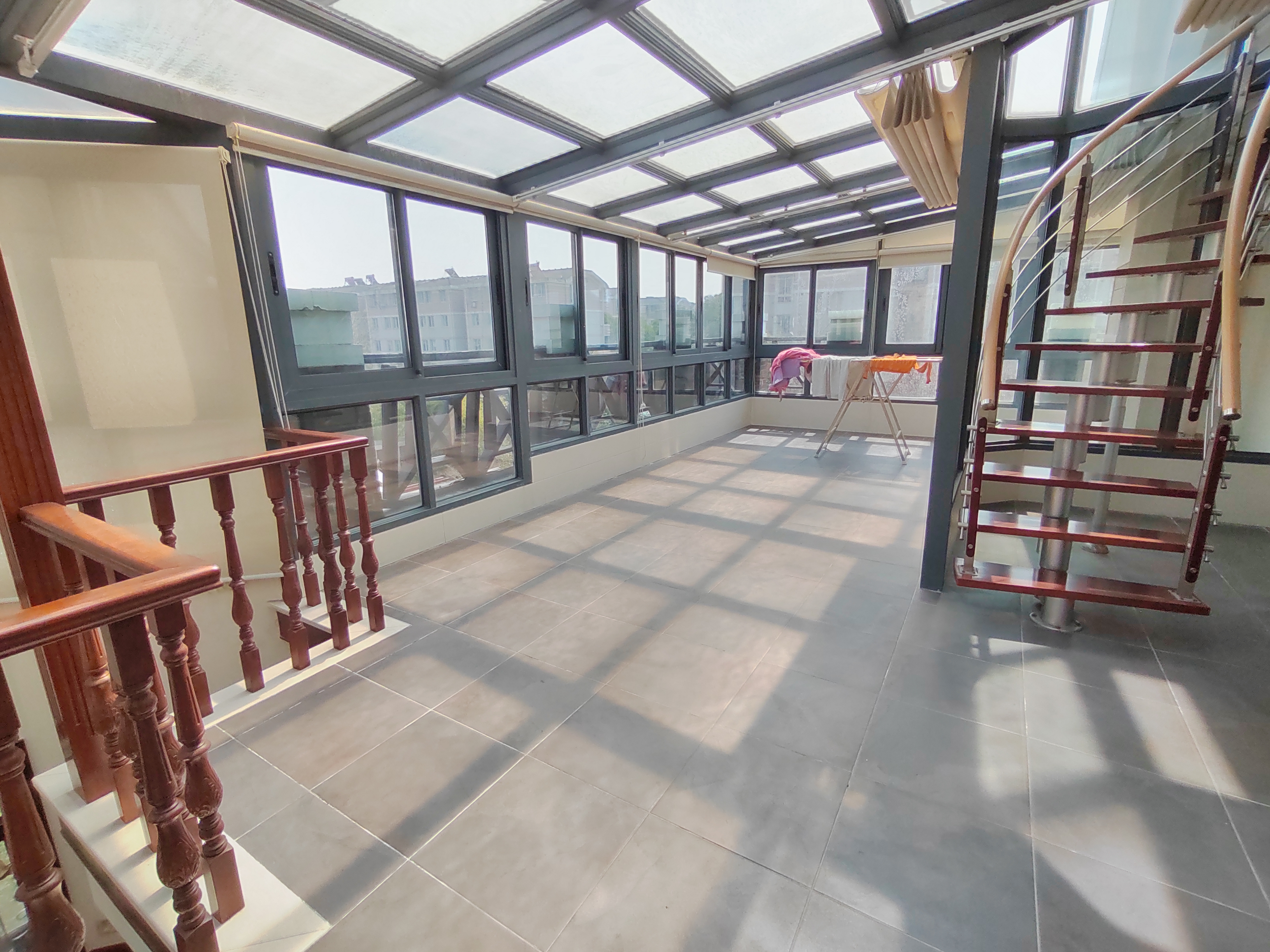 英伦上院 5室2厅3卫 427m&sup2;