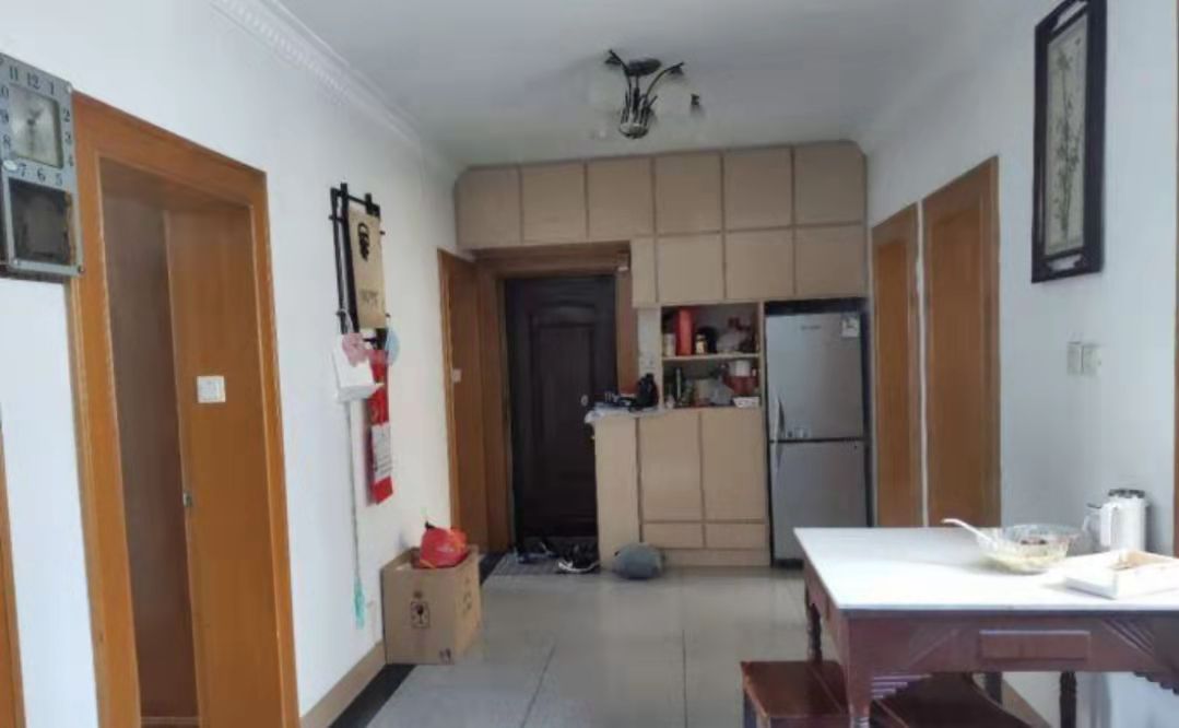 易家桥新村 3室1厅1卫 100m&sup2;
