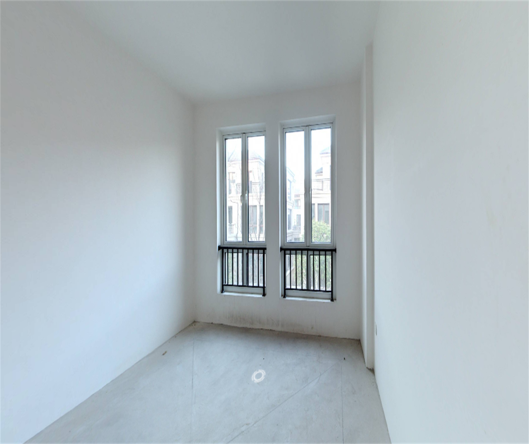 顺发御园 5室3厅3卫 263m&sup2;