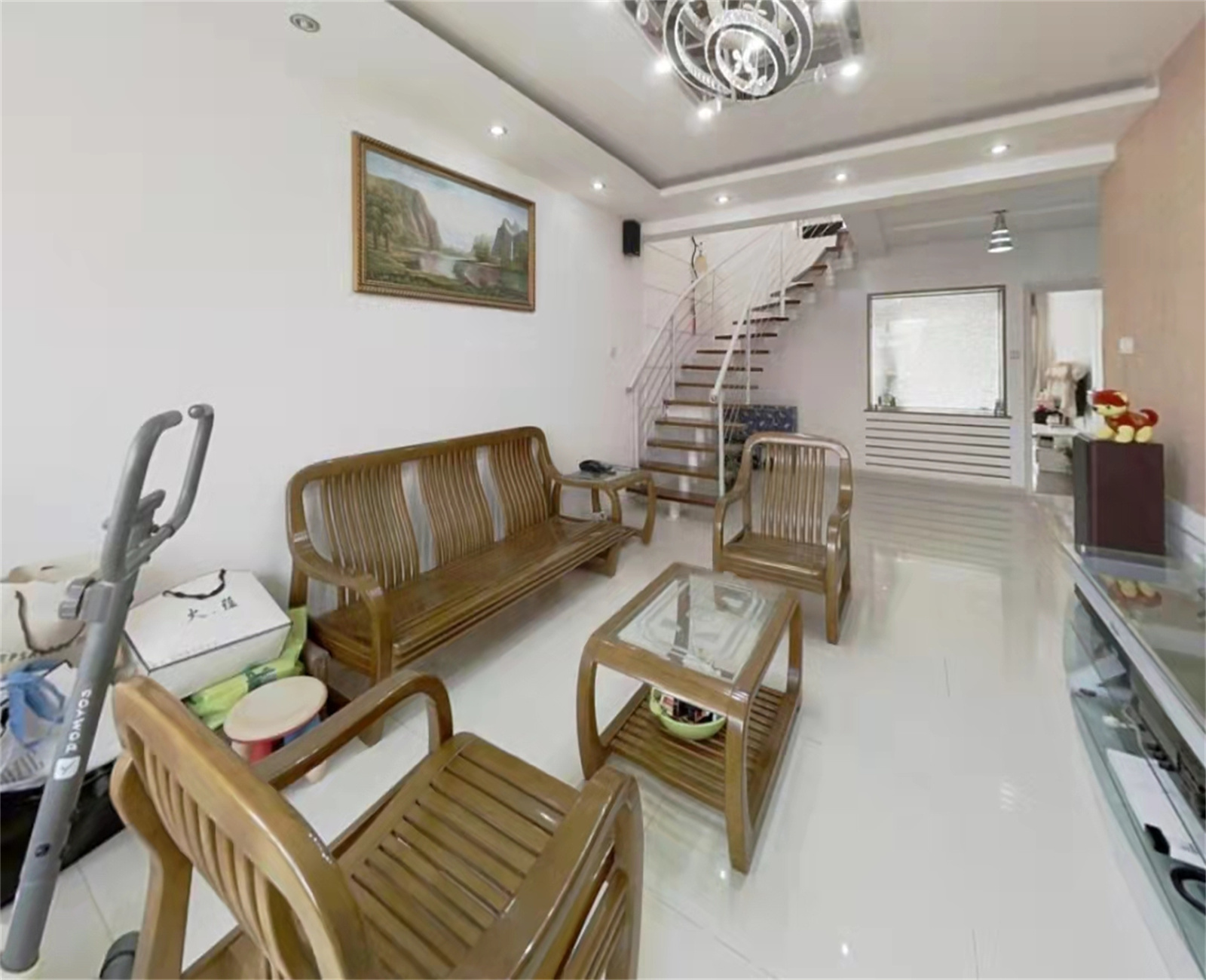 健康公寓 3室2厅1卫 122m&sup2;