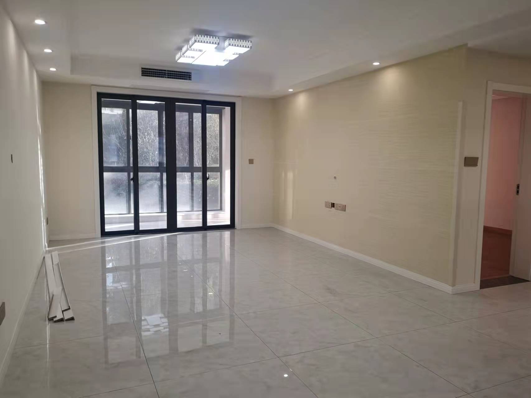 盛和花半里 3室2厅1卫 129m&sup2;