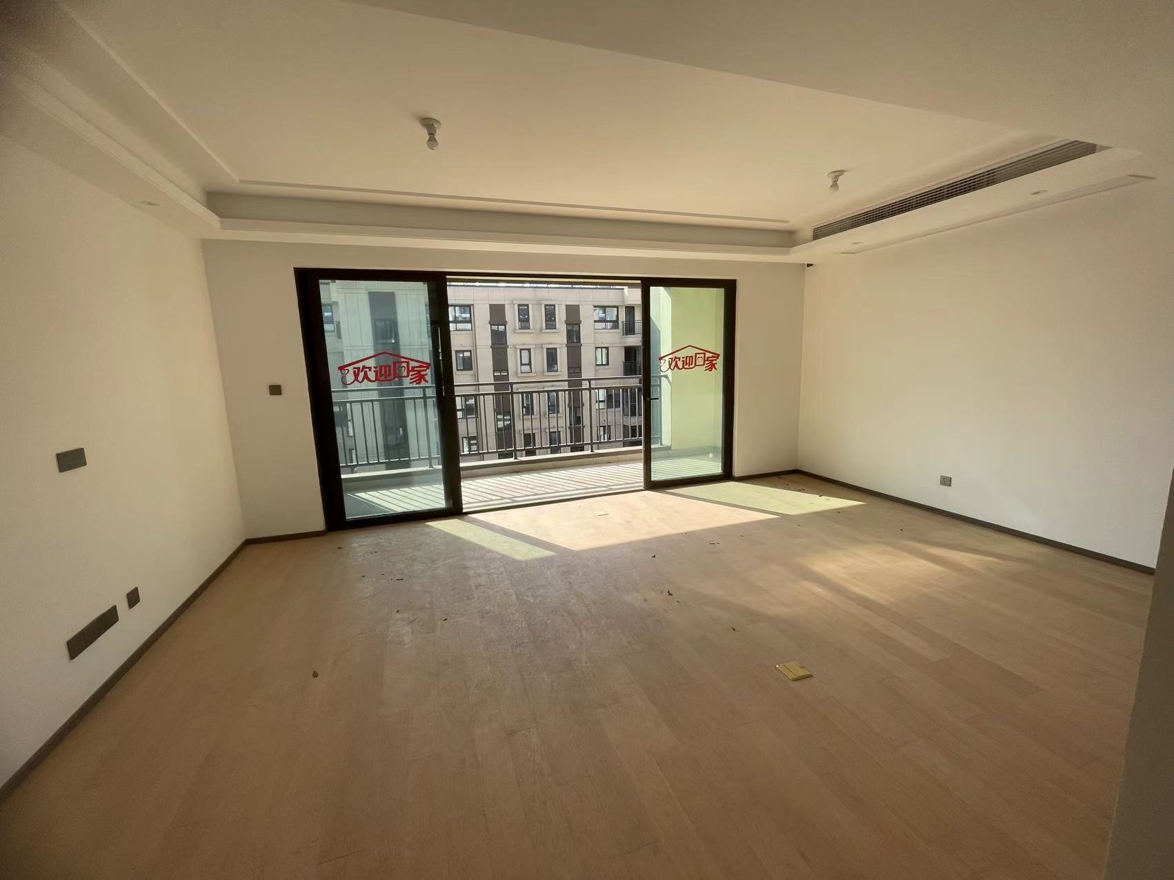 春风南岸西园 4室3厅3卫 167m&sup2;