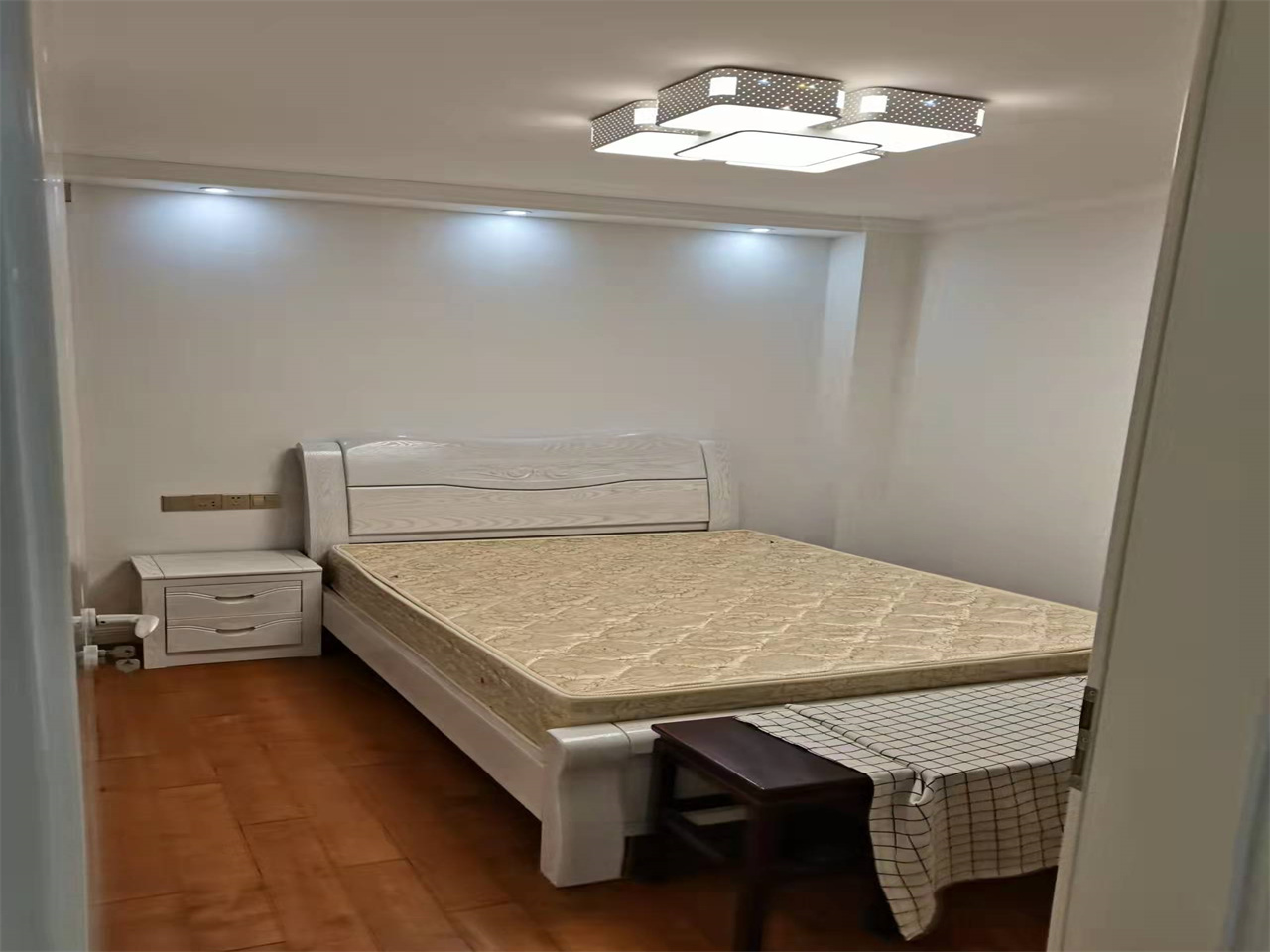 光明幸福天地 3室2厅1卫 115m&sup2;