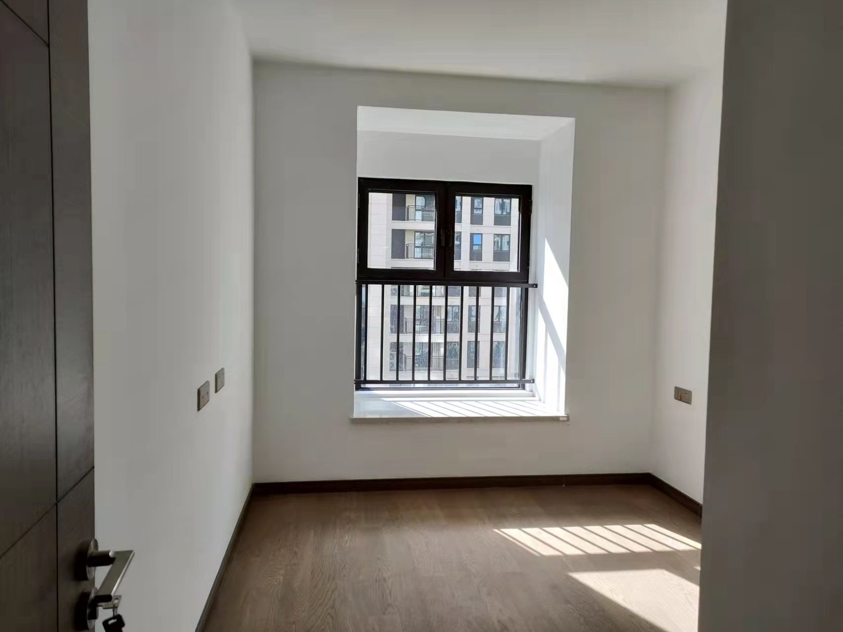 中海上东区 4室2厅2卫 143m&sup2;