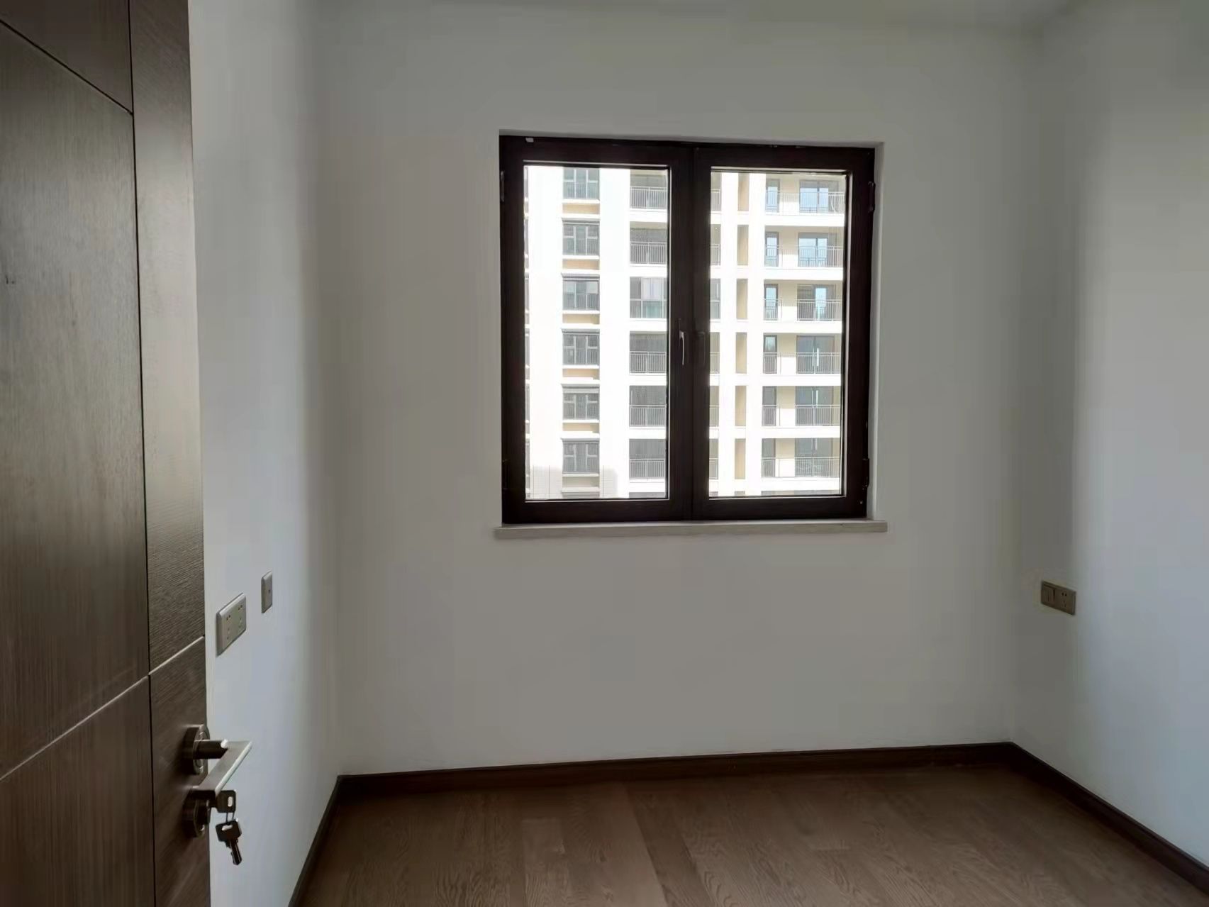 中海上东区 4室2厅2卫 143m&sup2;