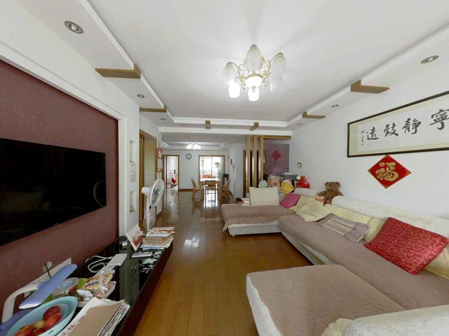 天虹花园 3室2厅1卫 109m&sup2;