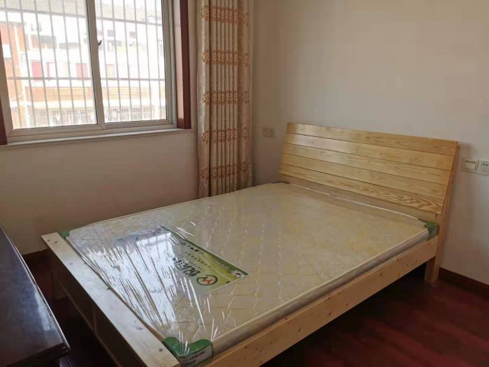 秦灶新村北区 3室2厅1卫 125m&sup2;