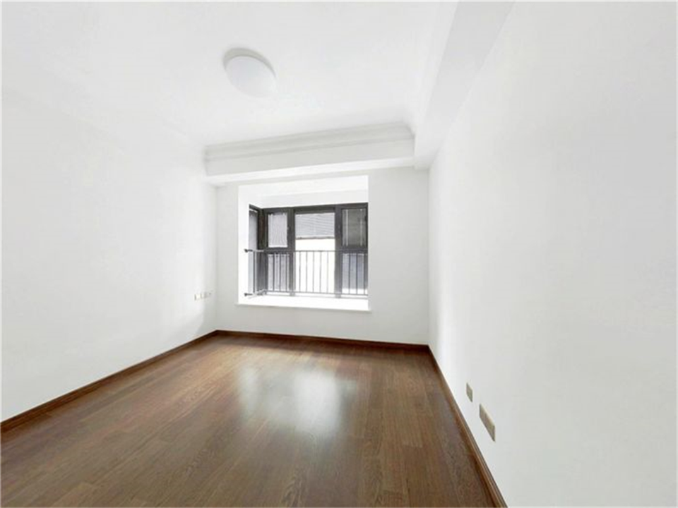 雍华府 3室2厅1卫 114m&sup2;