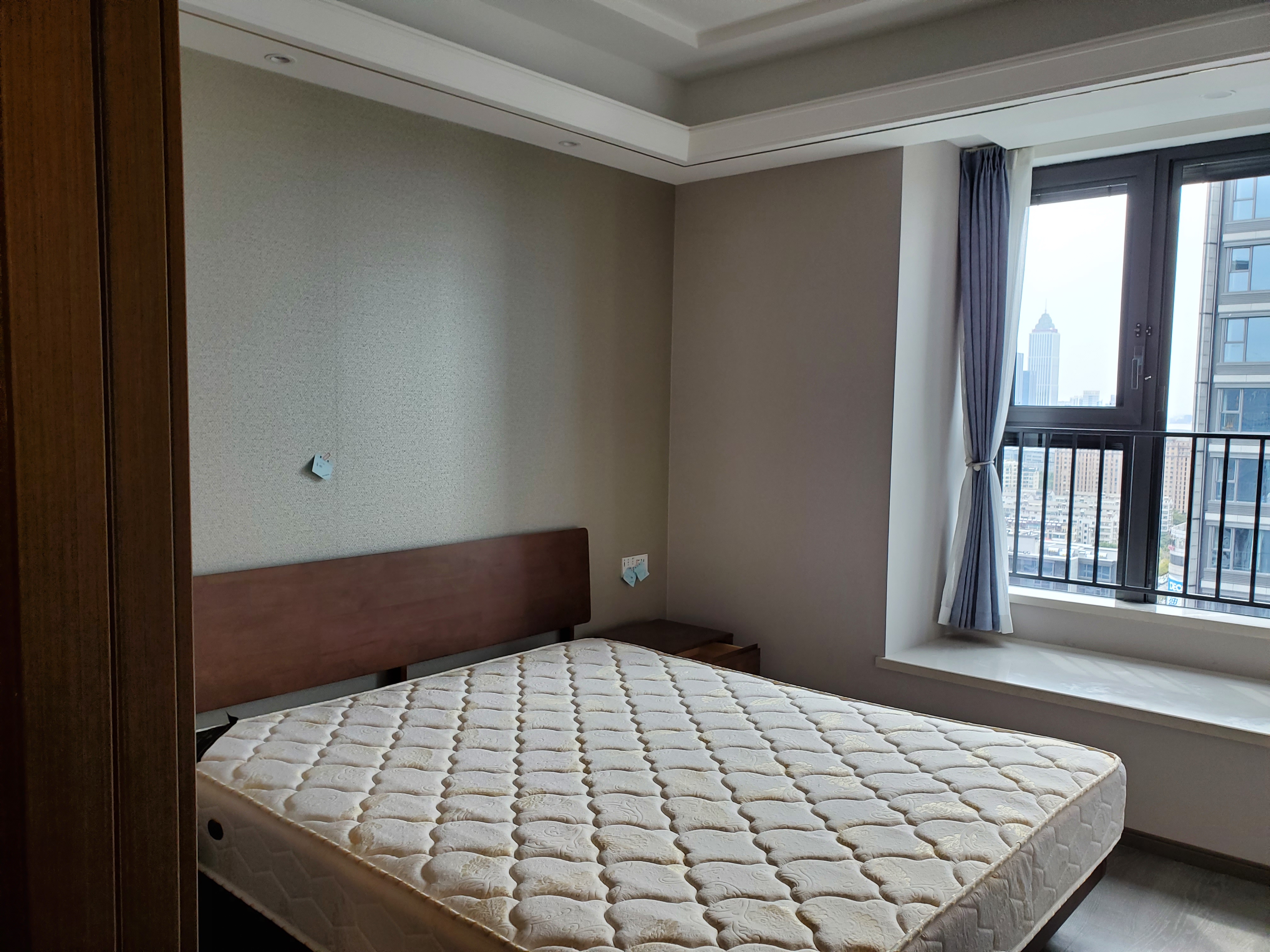 绿城&middot;晓风印月 3室2厅1卫 102m&sup2;
