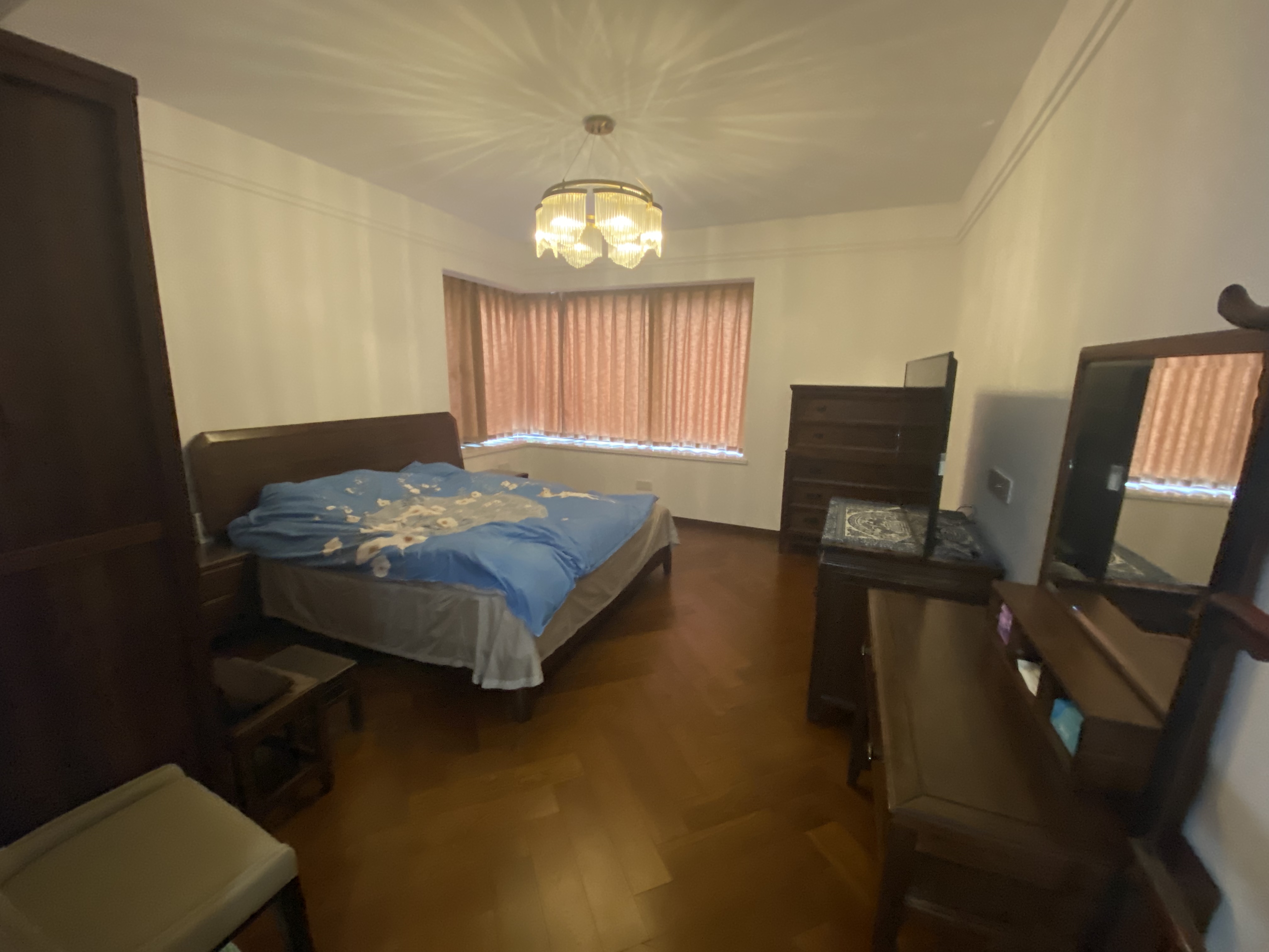文景嘉苑 6室3厅3卫 300.00m&sup2;