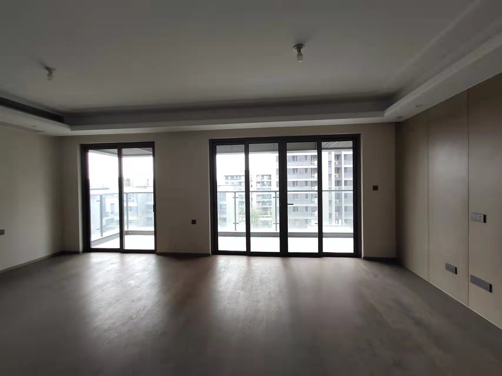 仁恒公园世纪 3室2厅2卫 156.36m²