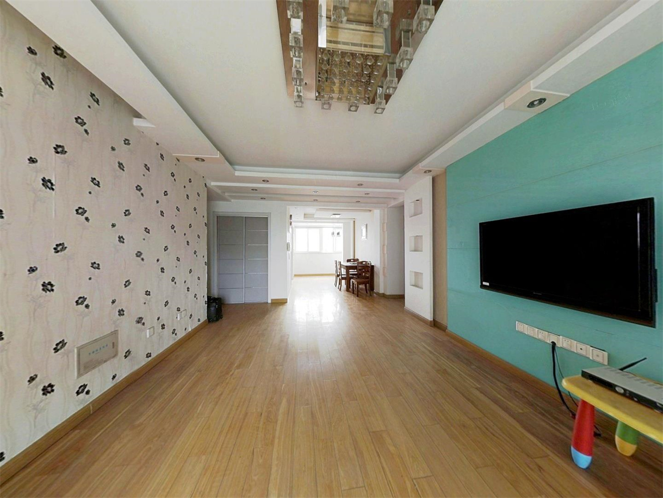 长航地中海花园 3室2厅2卫 135.60m&sup2;