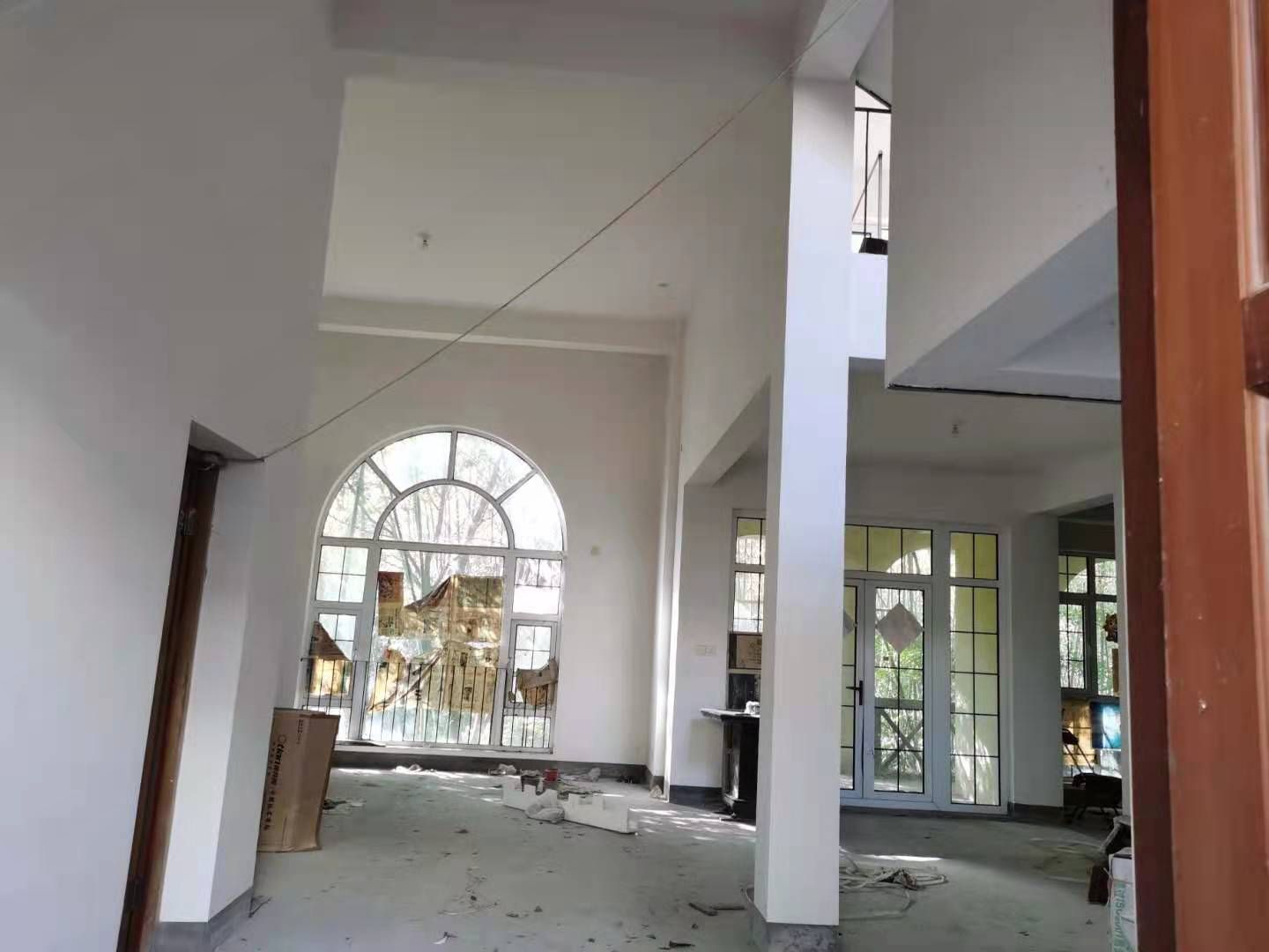 优山美地花园南区 4室2厅4卫 286.00m&sup2;