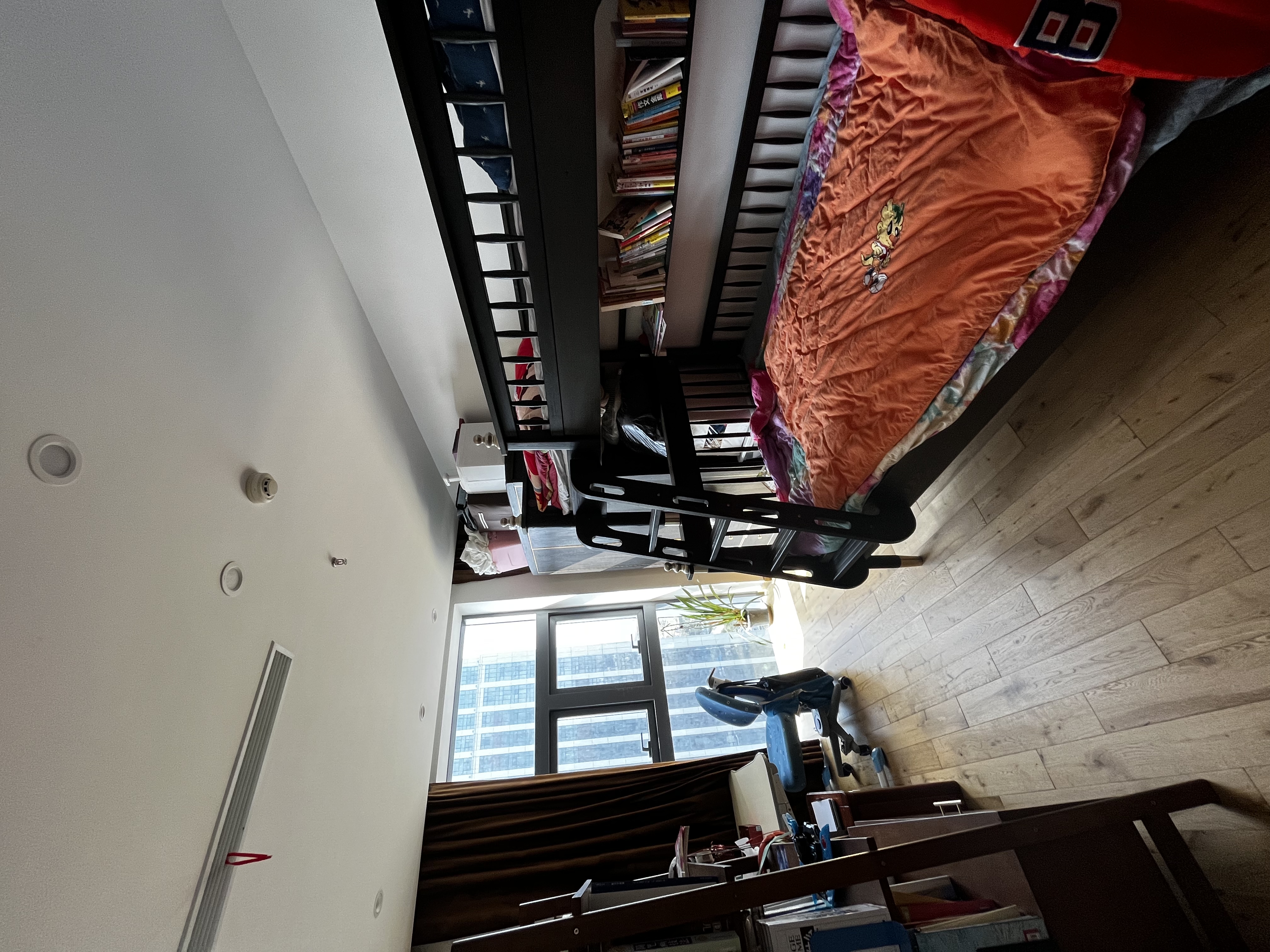 凤凰文化广场 3室2厅1卫 145m&sup2;