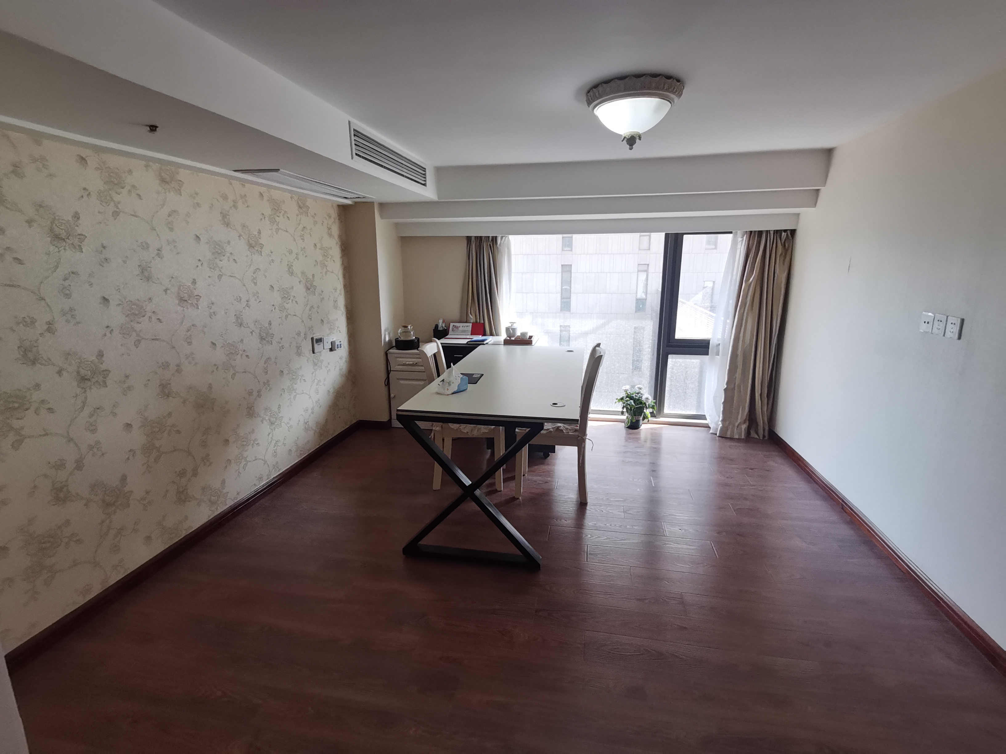 绿洲国际商务公馆C 2室2厅1卫 52.8m&sup2;