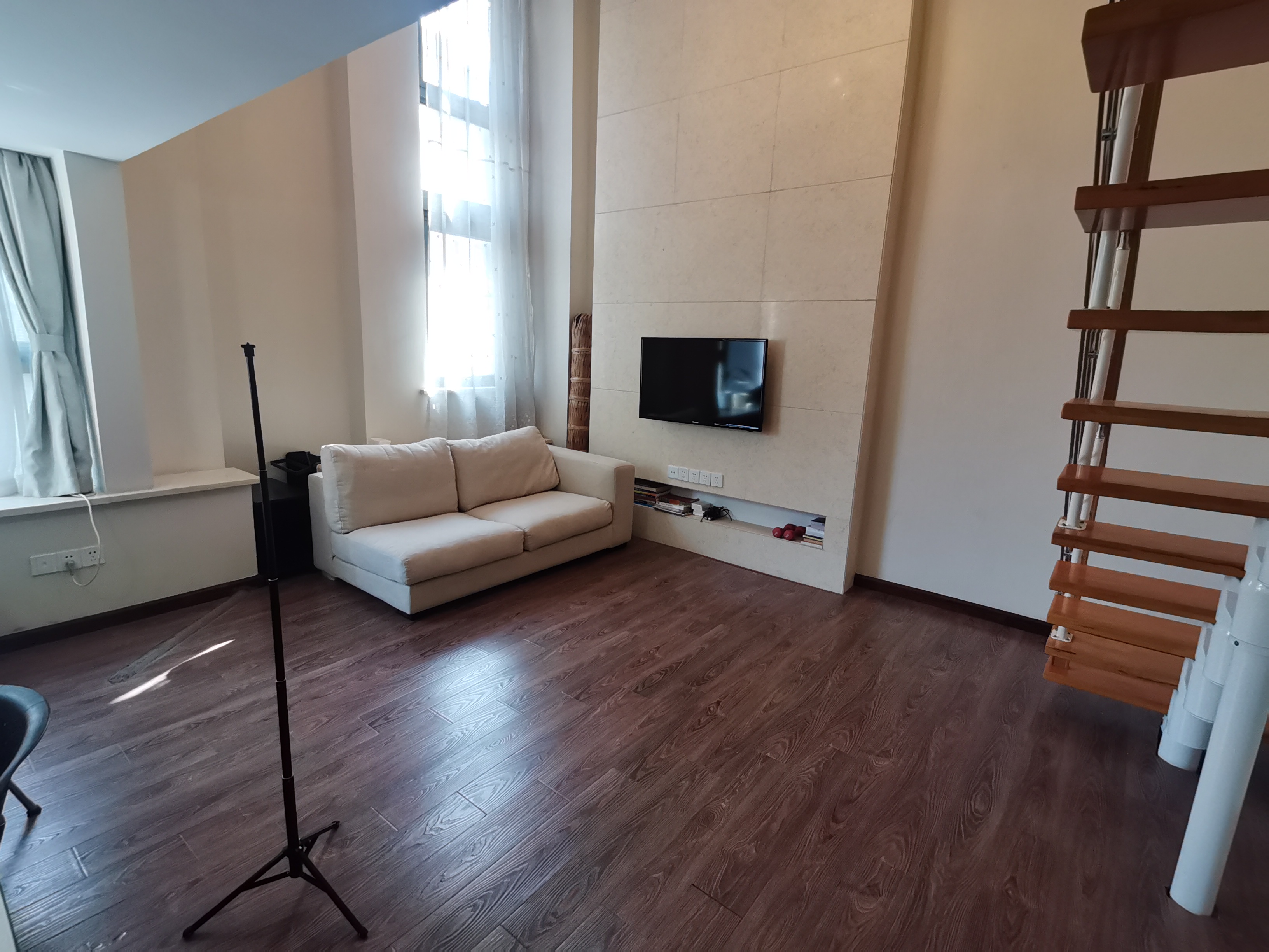 绿洲国际商务公馆C 2室2厅1卫 52.8m&sup2;