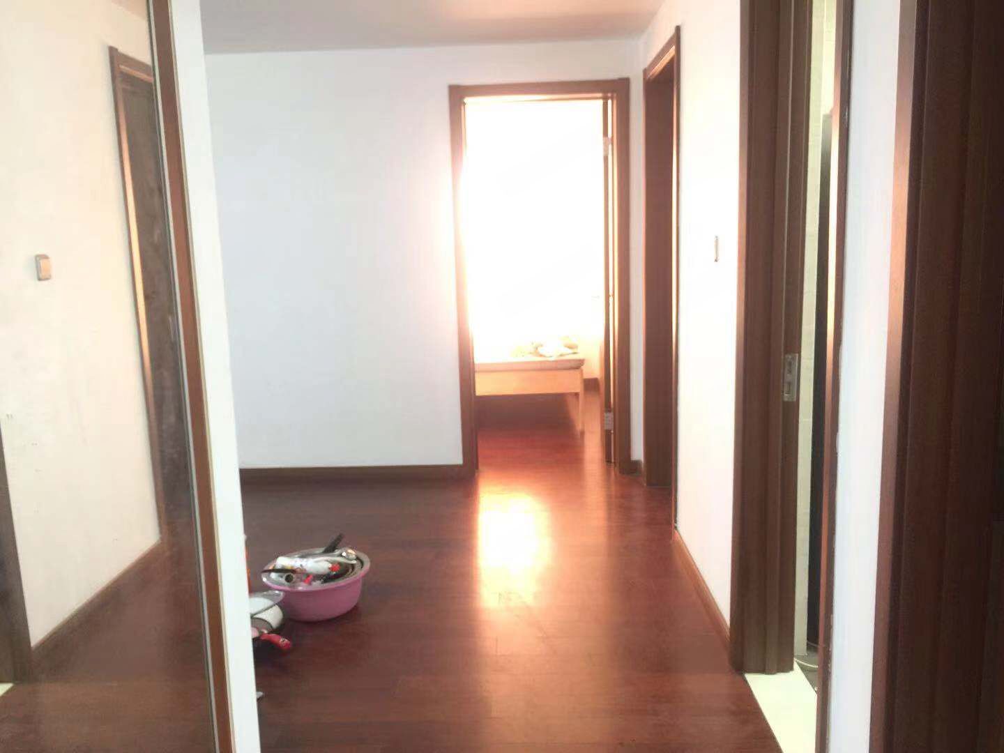 万科濠河传奇 3室2厅1卫 107m&sup2;