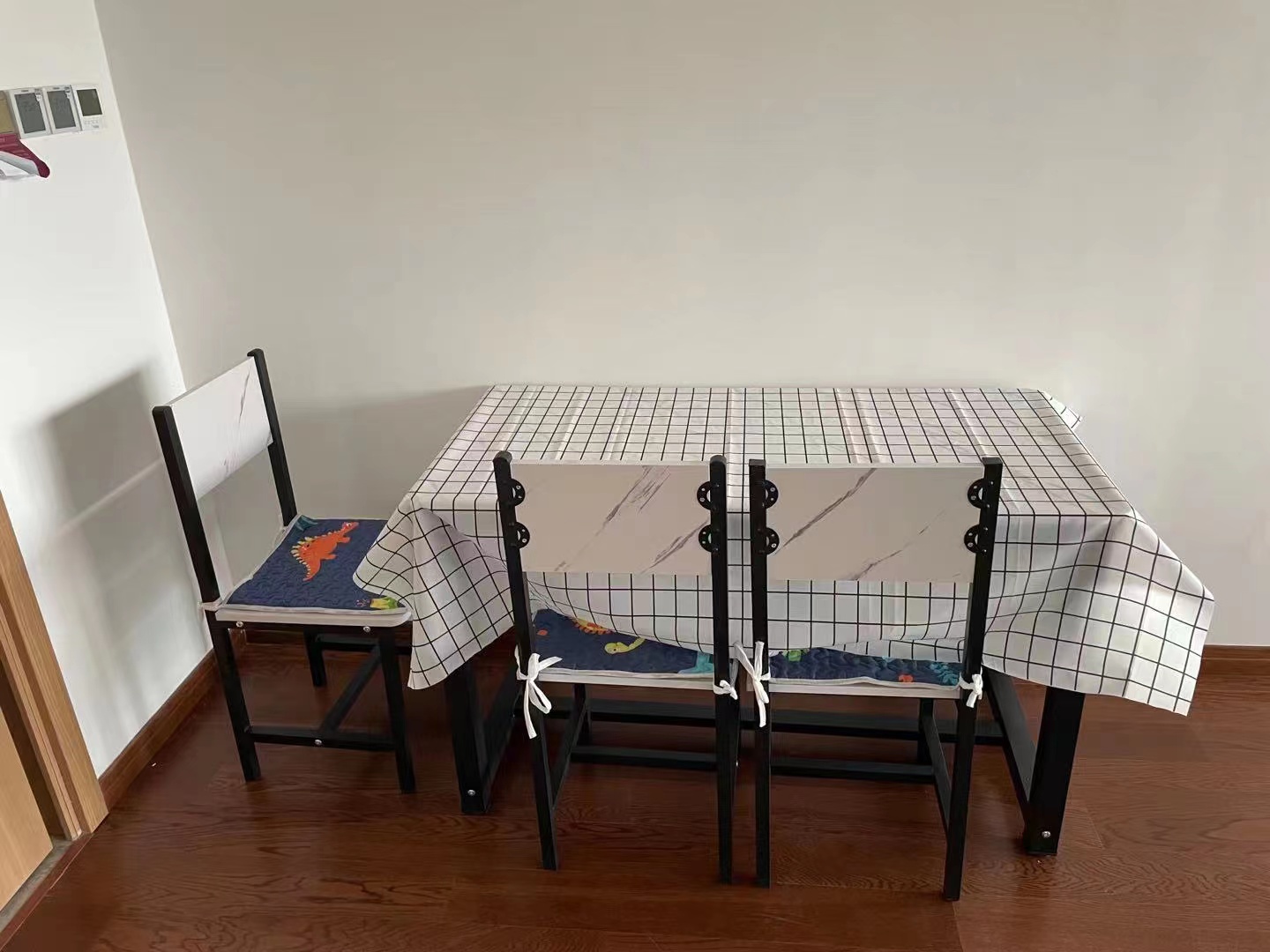雍华府 3室2厅2卫 118m&sup2;