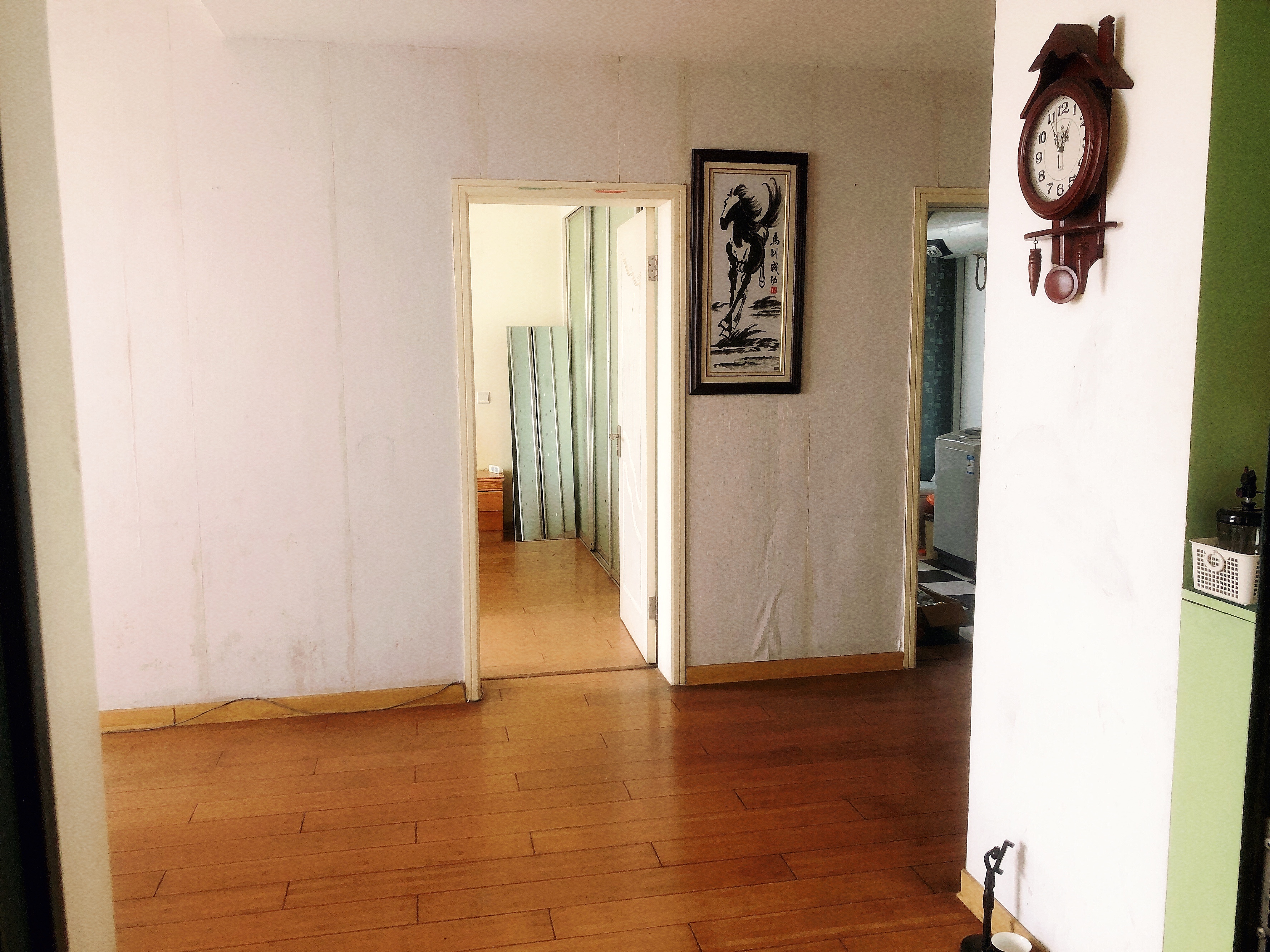 东方鑫乾大厦 2室2厅1卫 72.00m&sup2;