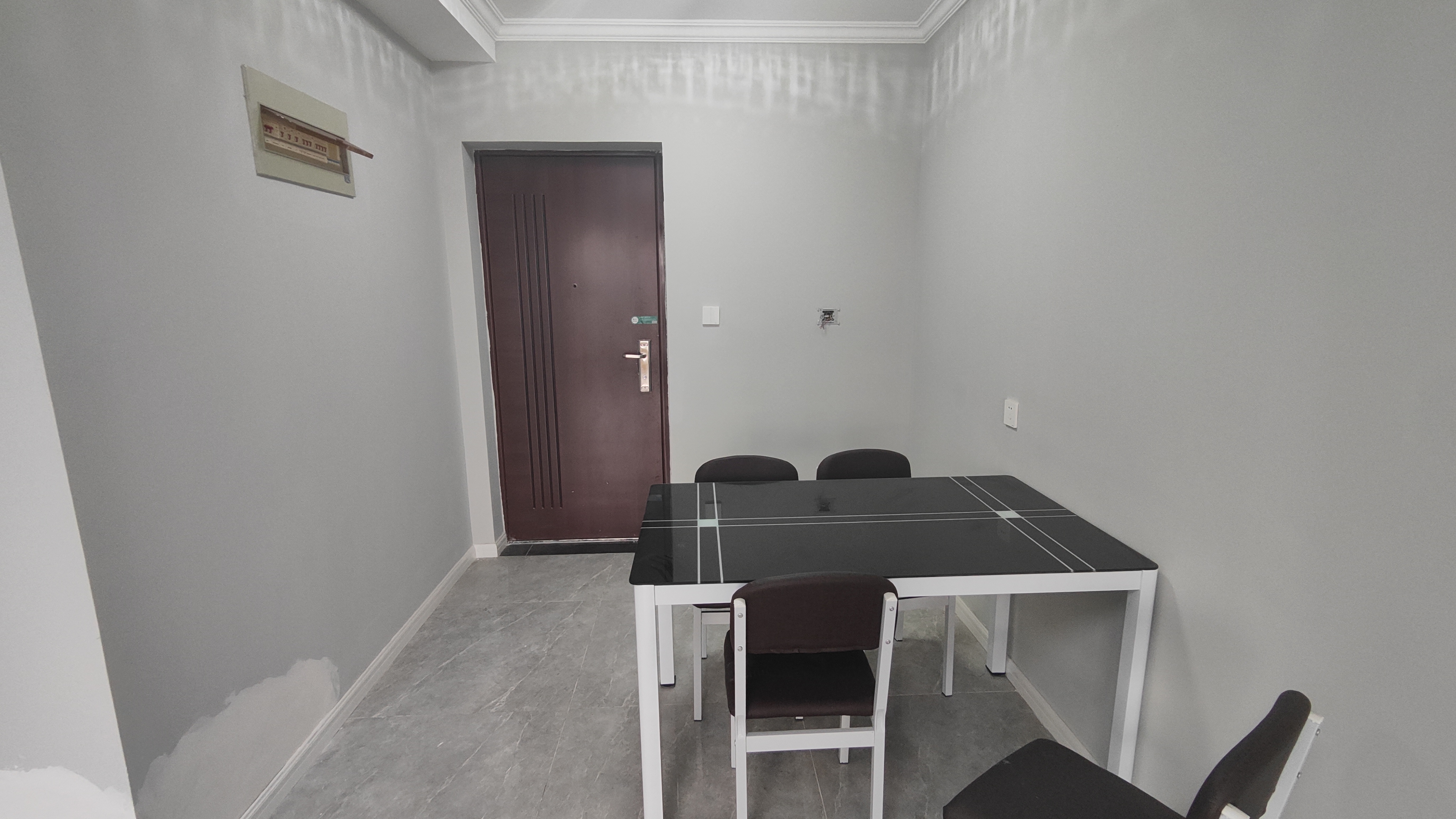 世茂新界 3室2厅1卫 92m&sup2;