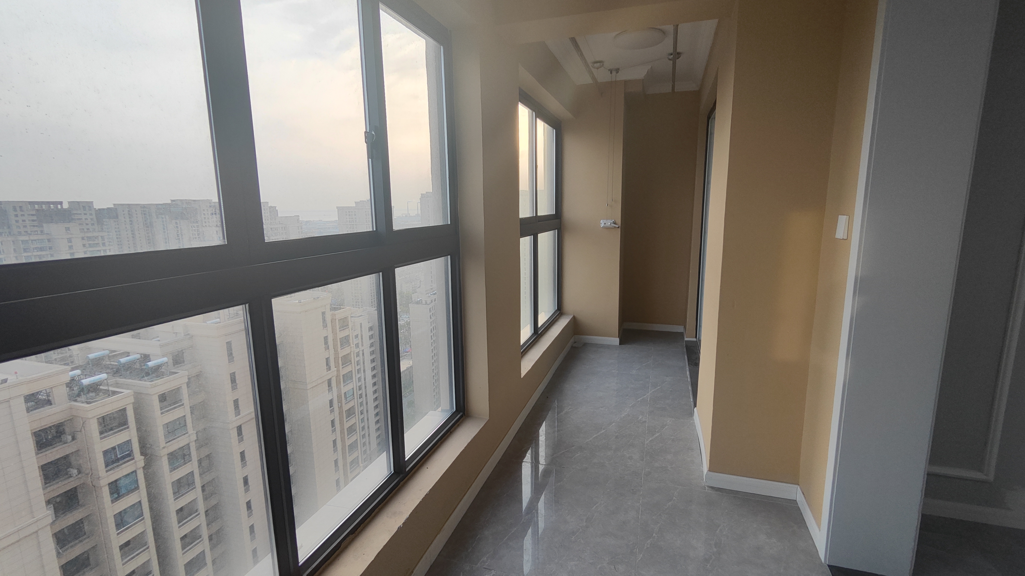 世茂新界 3室2厅1卫 92m&sup2;