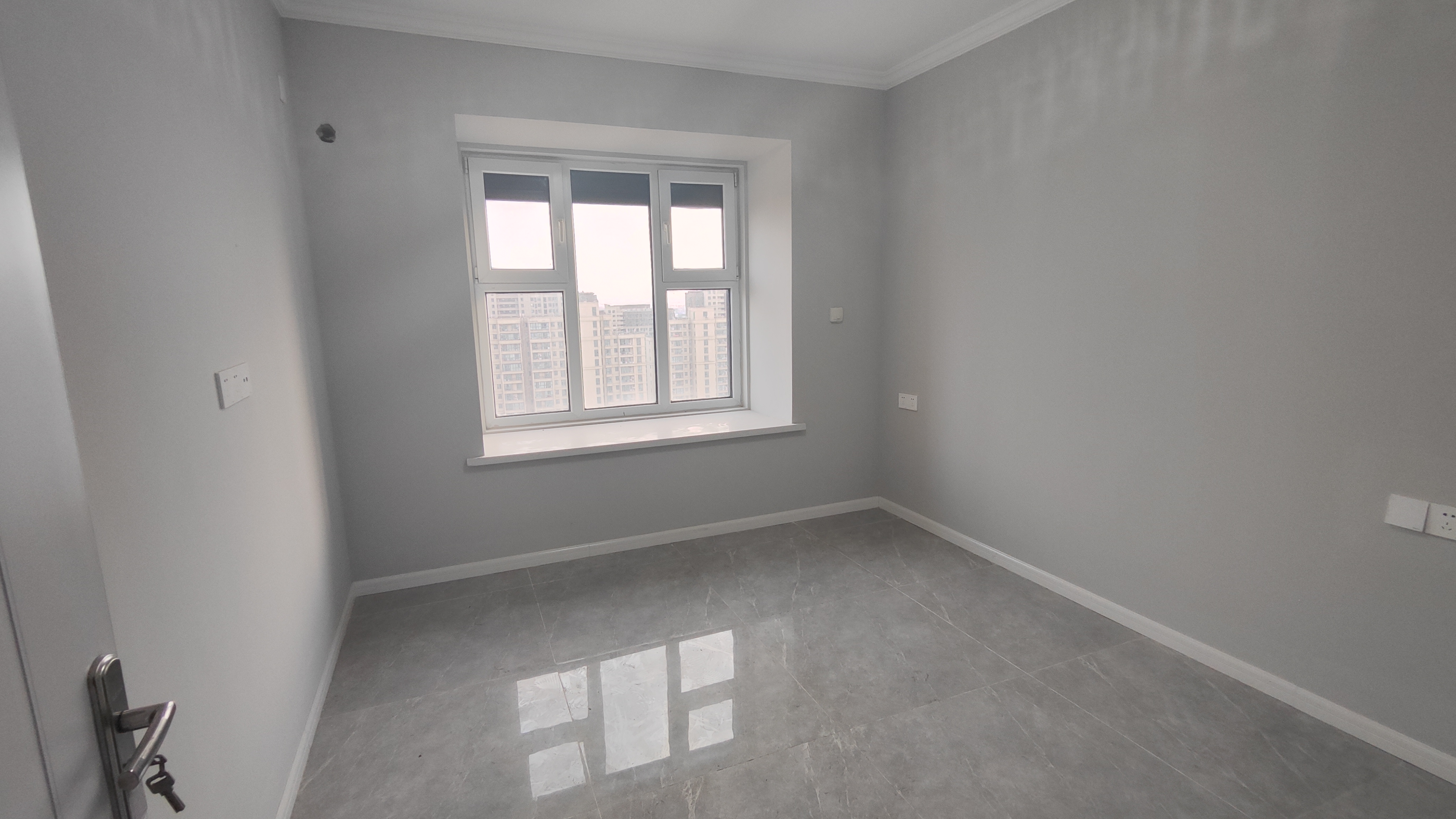 世茂新界 3室2厅1卫 92m&sup2;