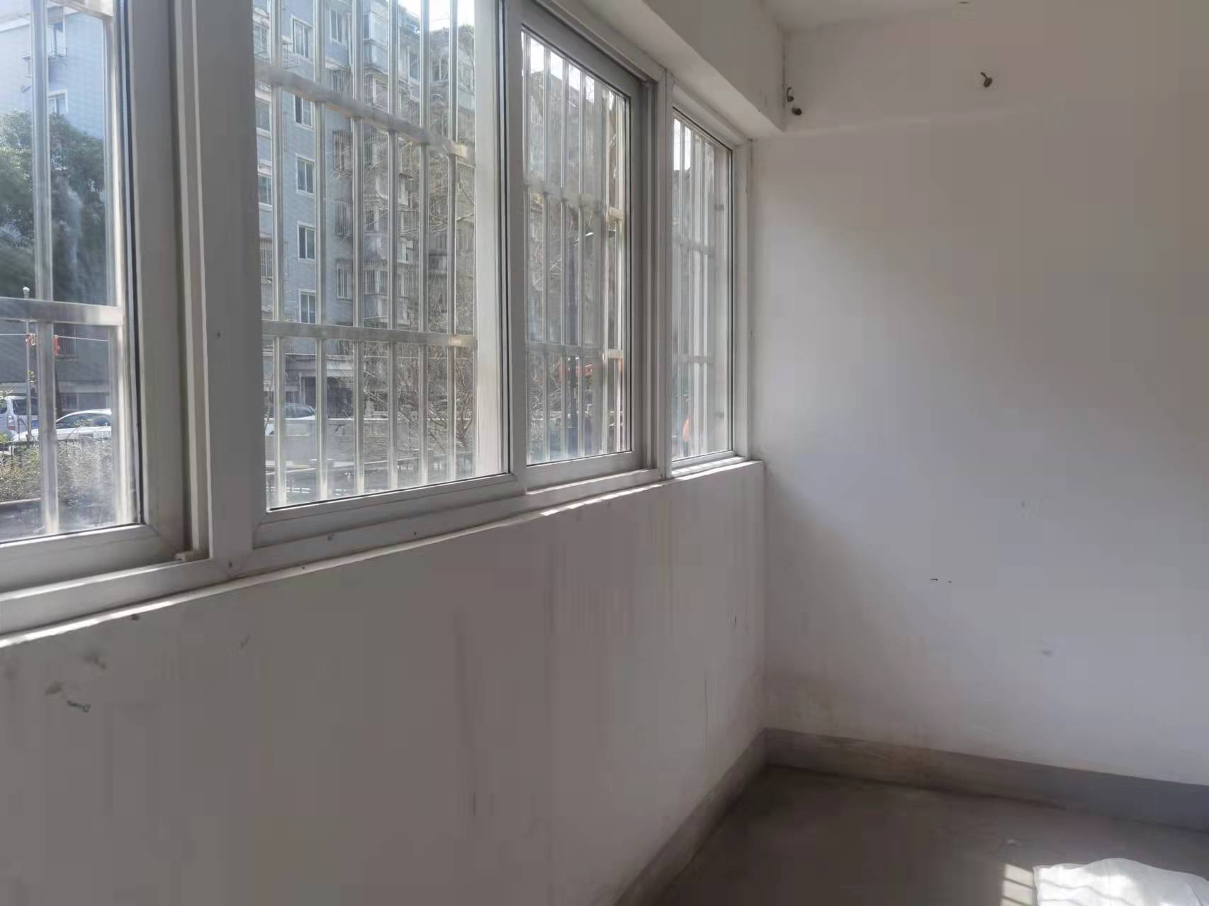 城山家园 2室2厅1卫 105.00m&sup2;