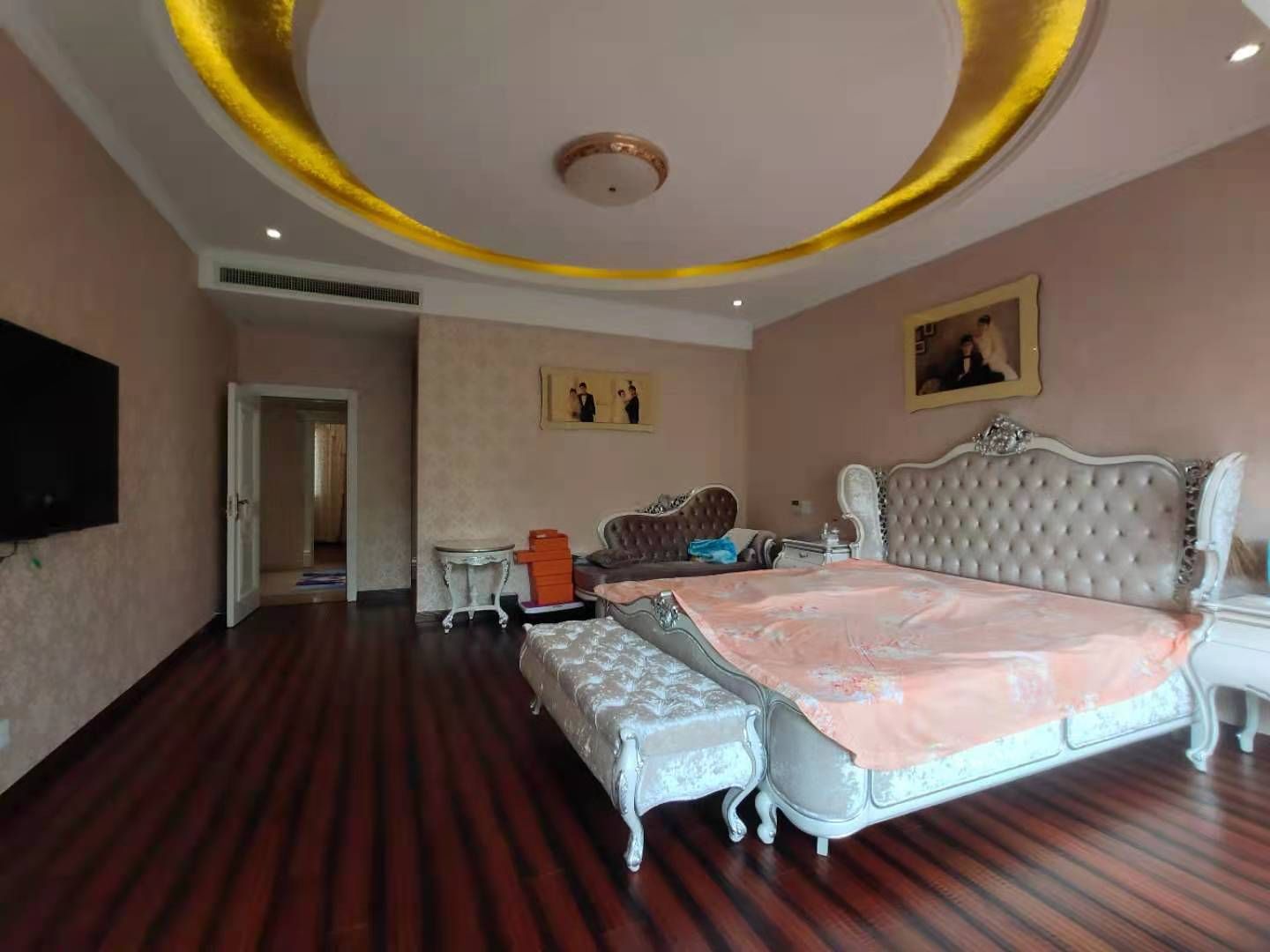 优山美地花园南区 5室3厅3卫 290m&sup2;