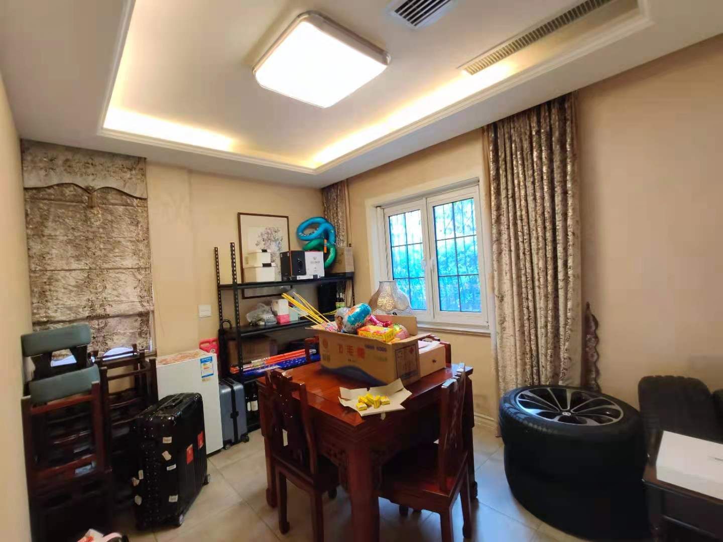 优山美地花园南区 5室3厅3卫 290m&sup2;