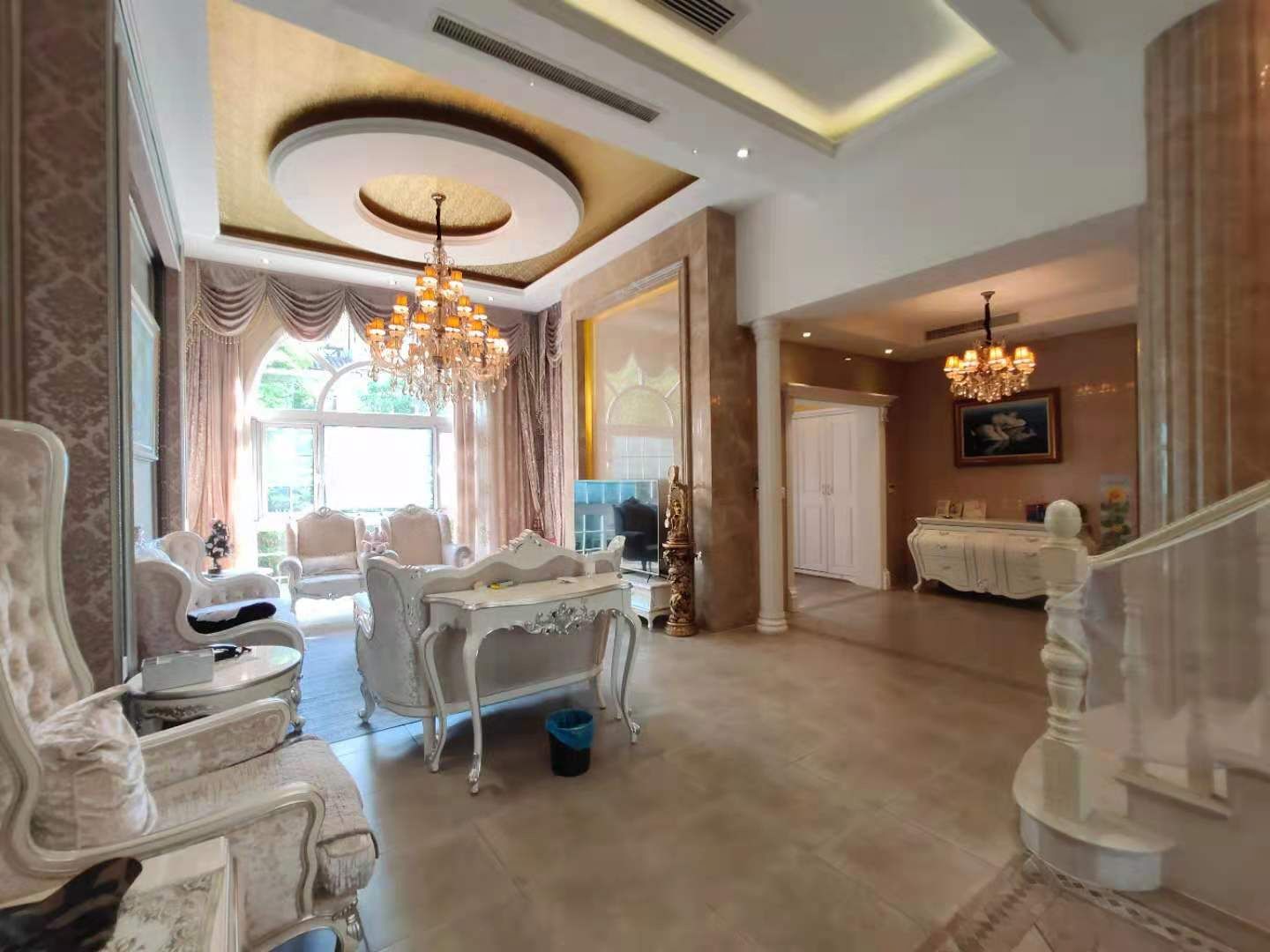 优山美地花园南区 5室3厅3卫 290m&sup2;