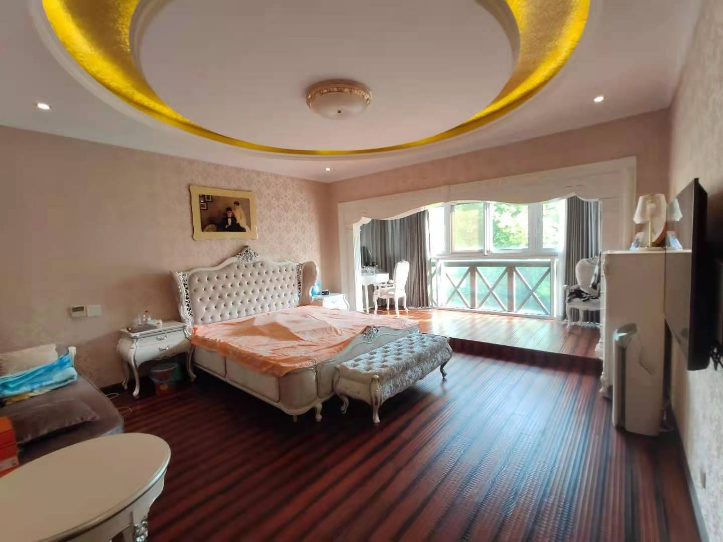 优山美地花园南区 5室3厅3卫 290m&sup2;