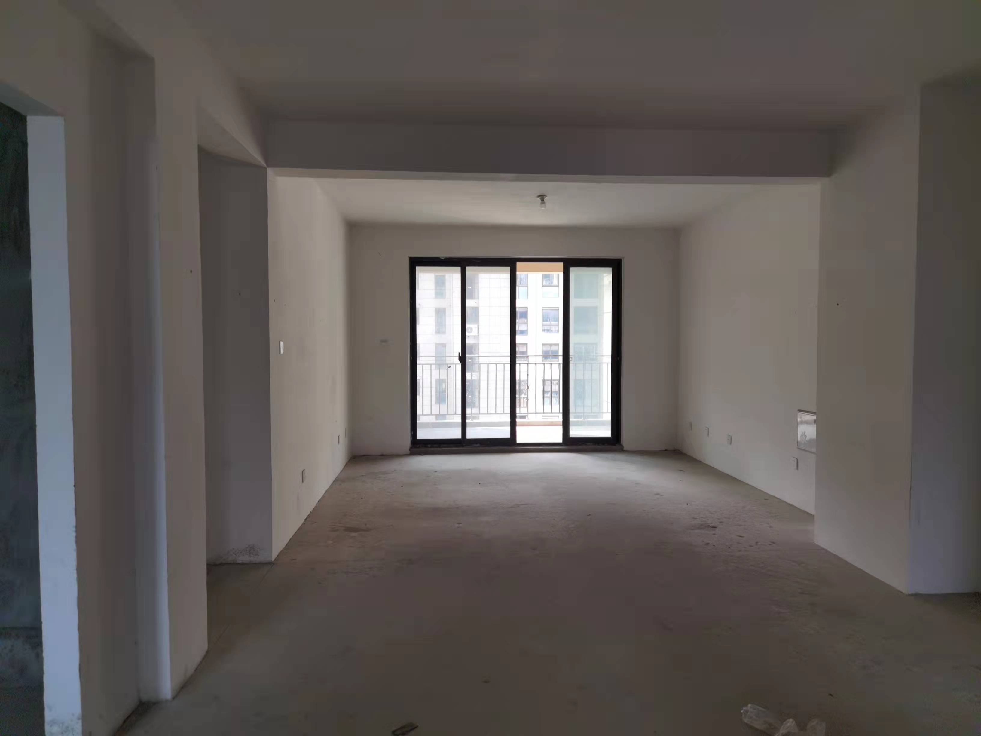 正泰江岸水苑 3室2厅2卫 136m&sup2;