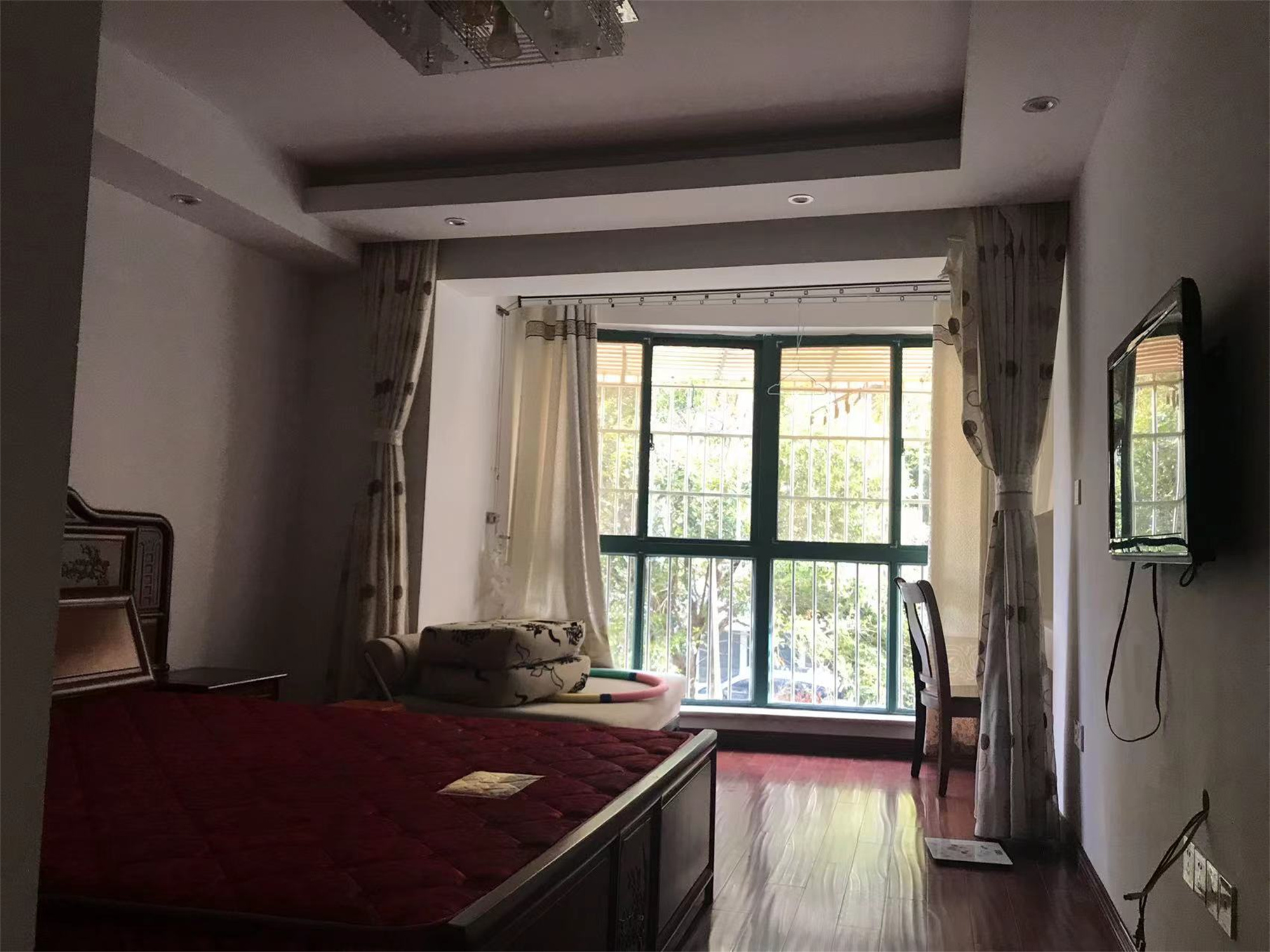 东晖花园 2室1厅1卫 90m&sup2;