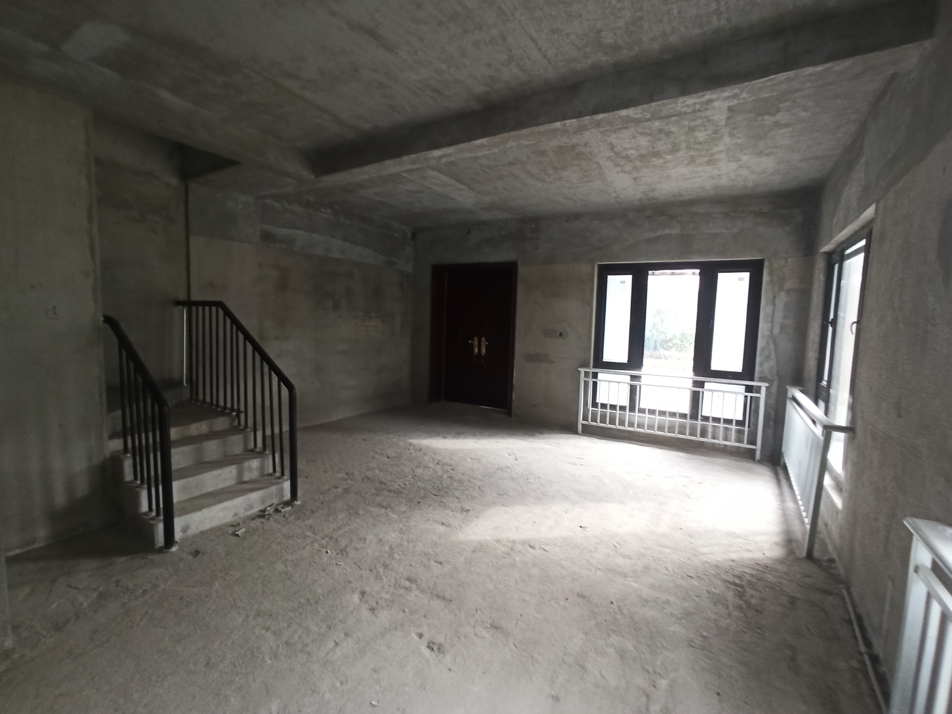恒大悦珑湾 4室2厅3卫 141m&sup2;
