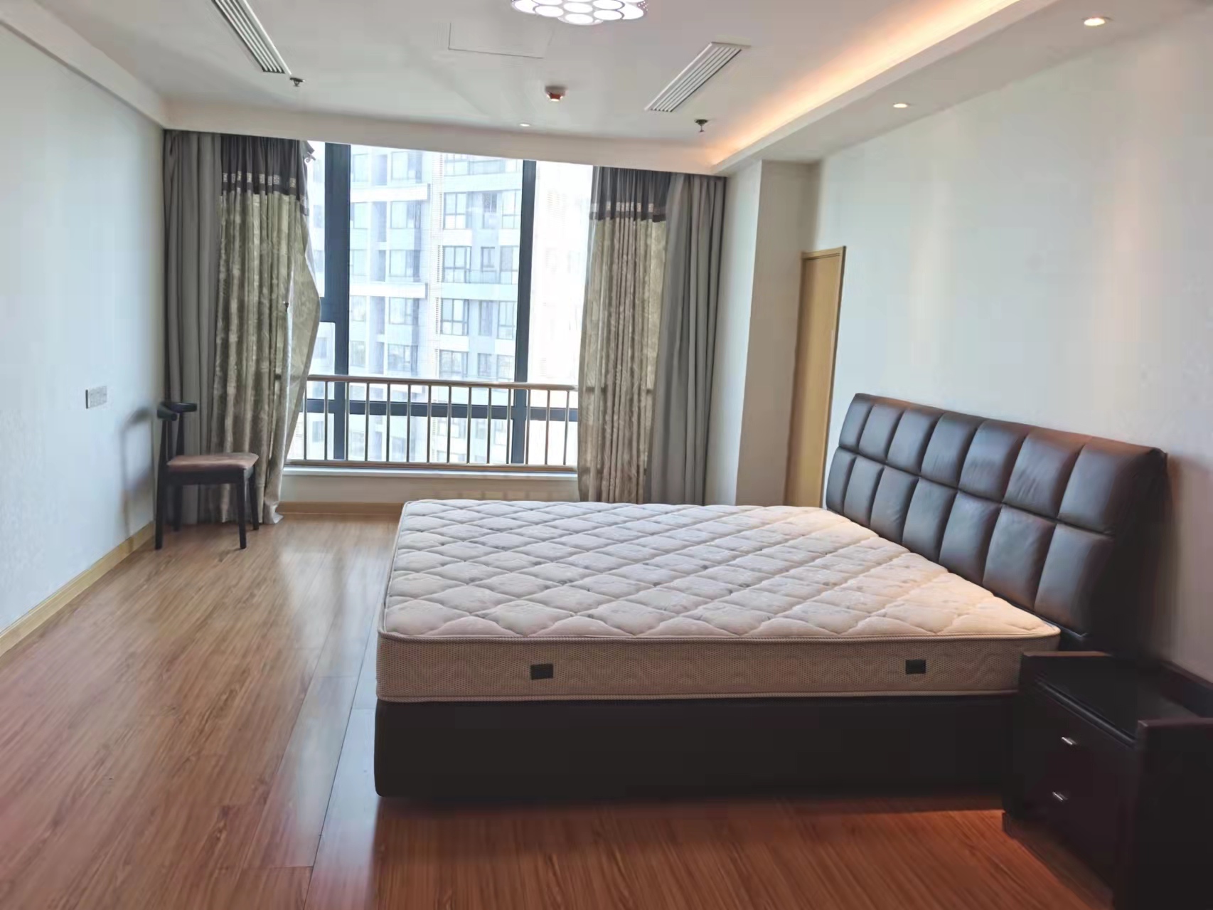 圆融嘉悦阁 1室1厅1卫 130.00m&sup2;