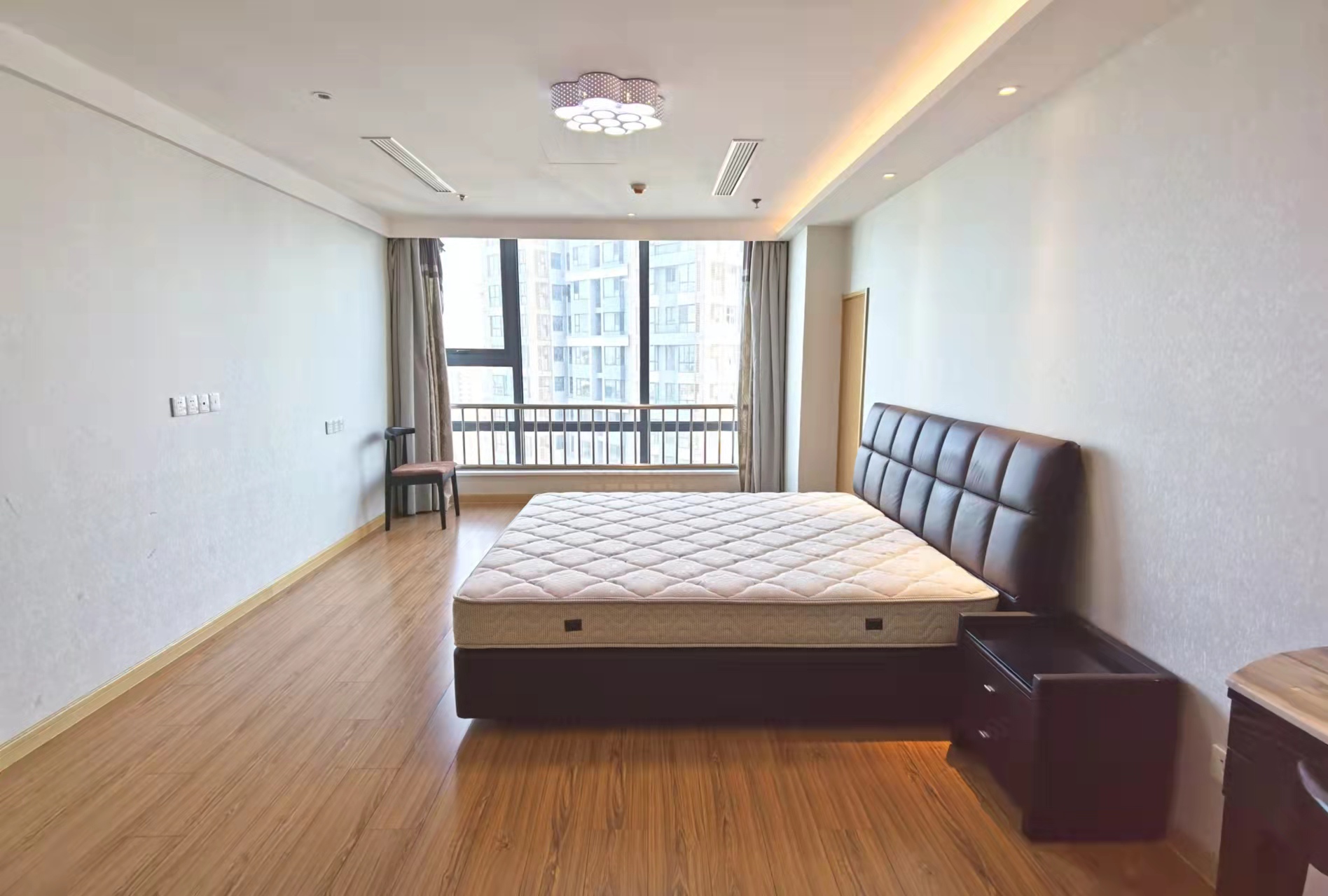 圆融嘉悦阁 1室1厅1卫 130.00m&sup2;