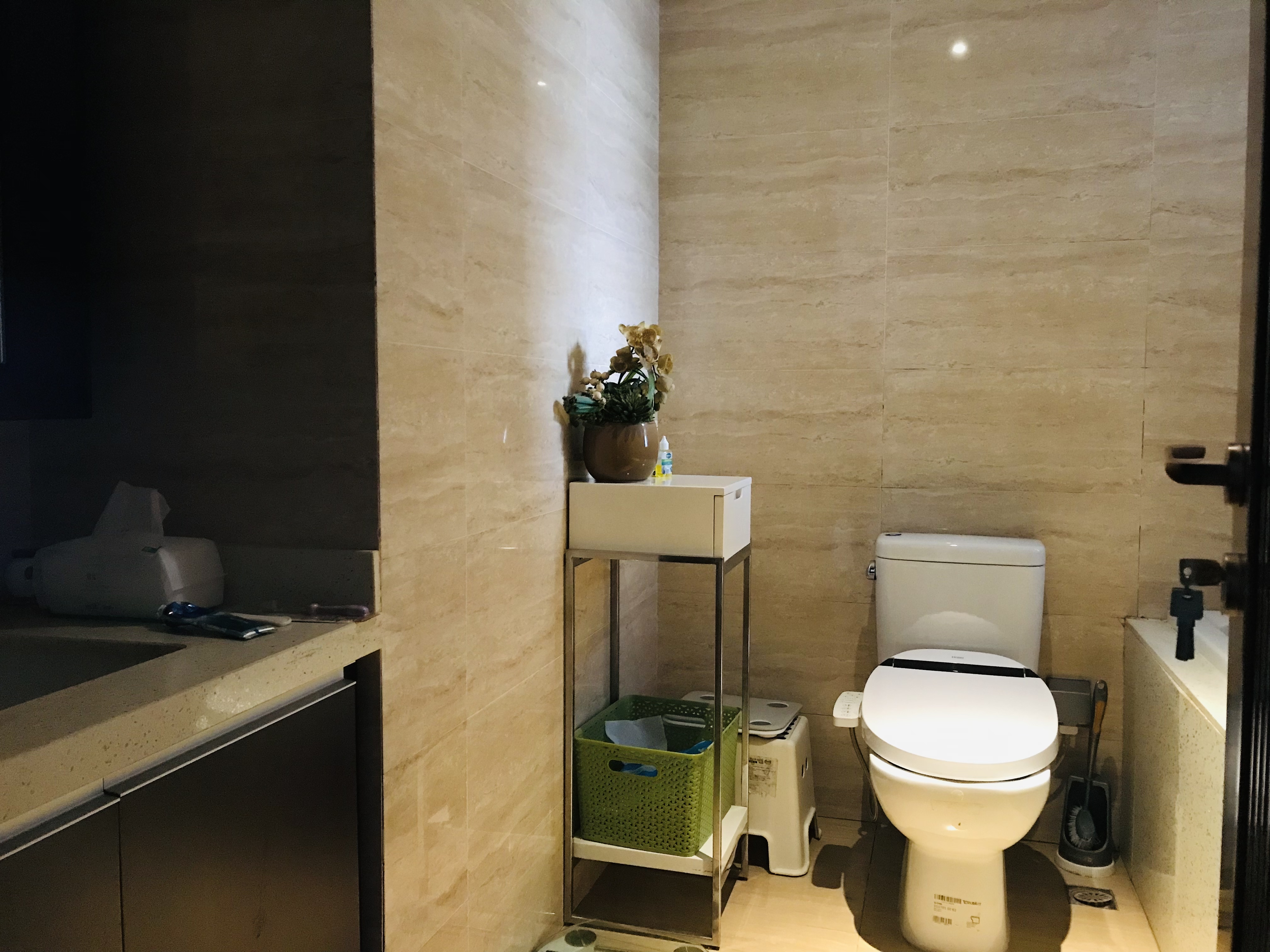 圆融广场公馆 3室2厅2卫 145.00m&sup2;