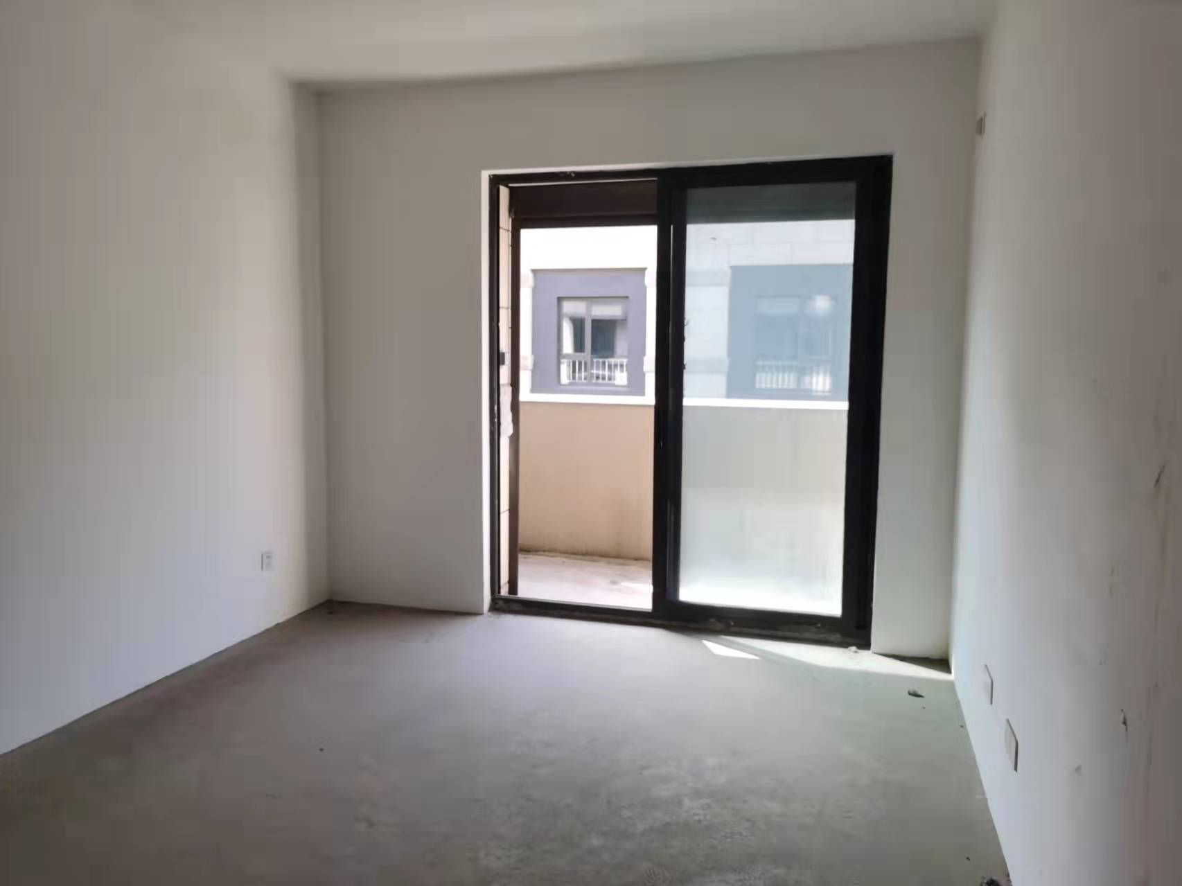 远创紫樾台 4室2厅3卫 188m&sup2;