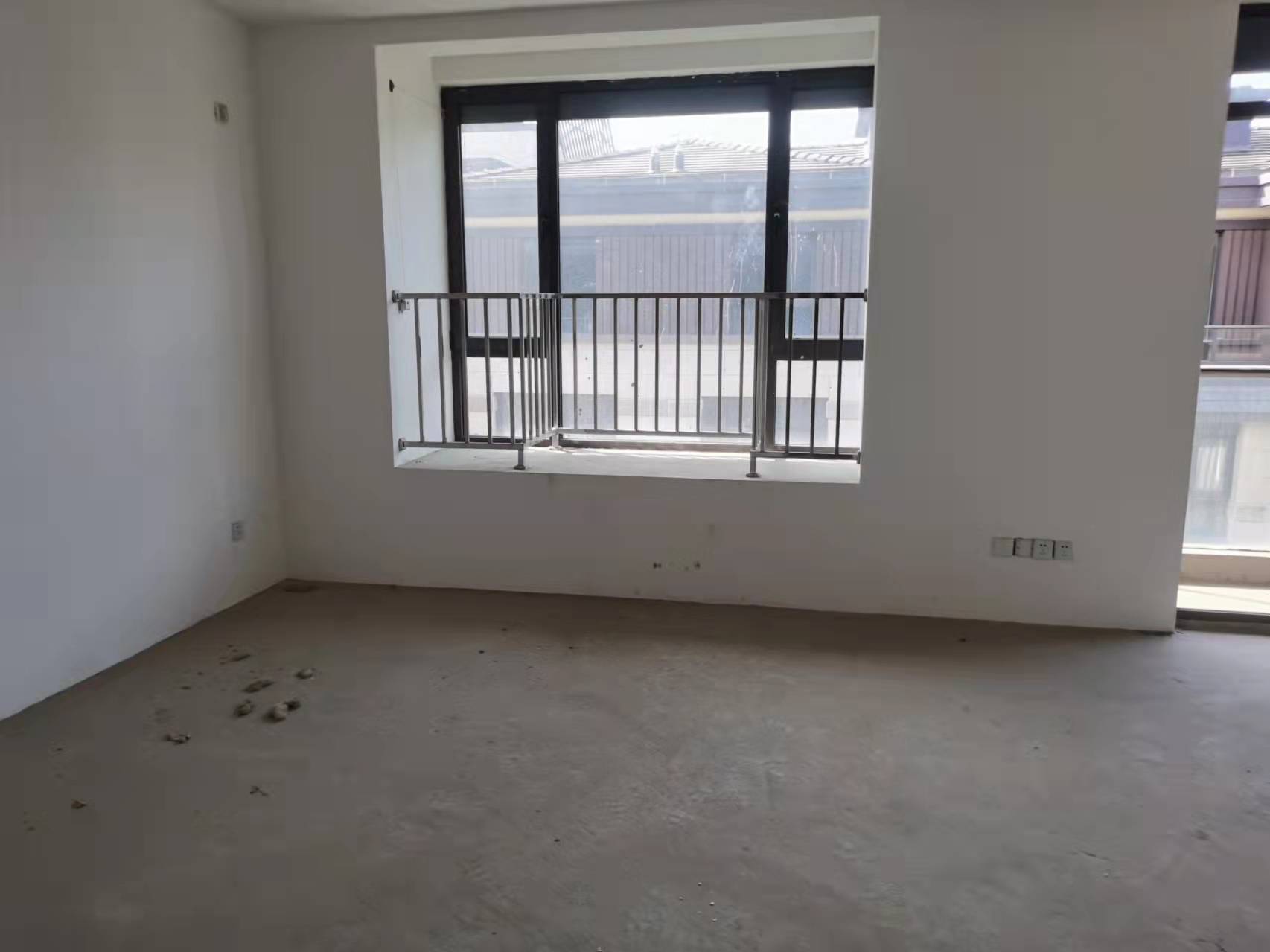 远创紫樾台 4室2厅3卫 188m&sup2;