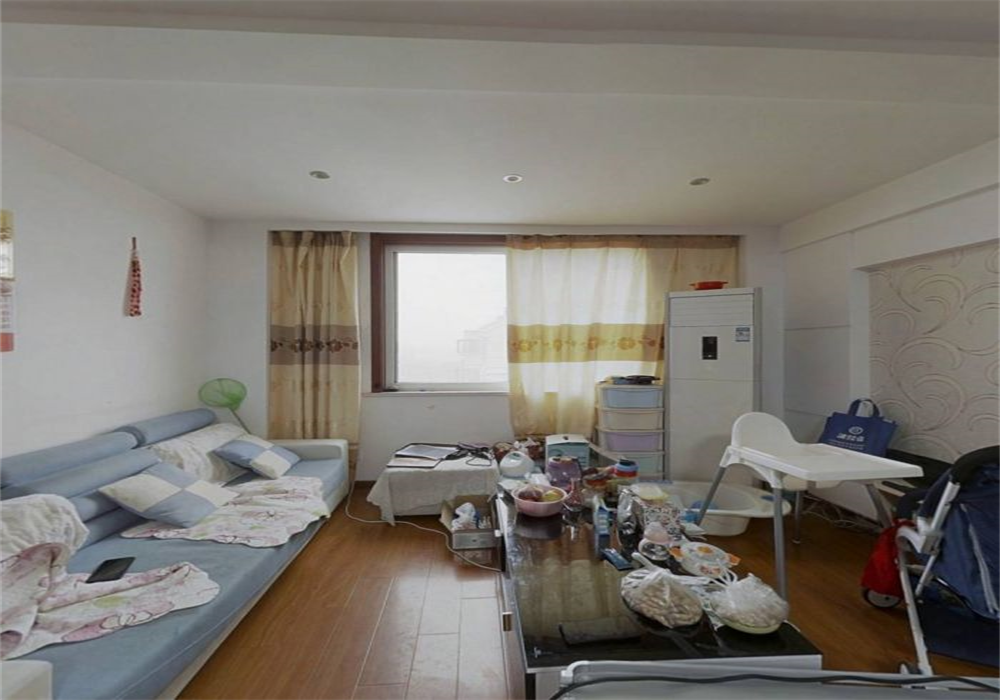 公园二村 4室2厅2卫 126.00m²