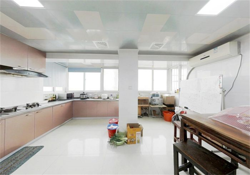 公园二村 3室2厅1卫 126.00m&sup2;